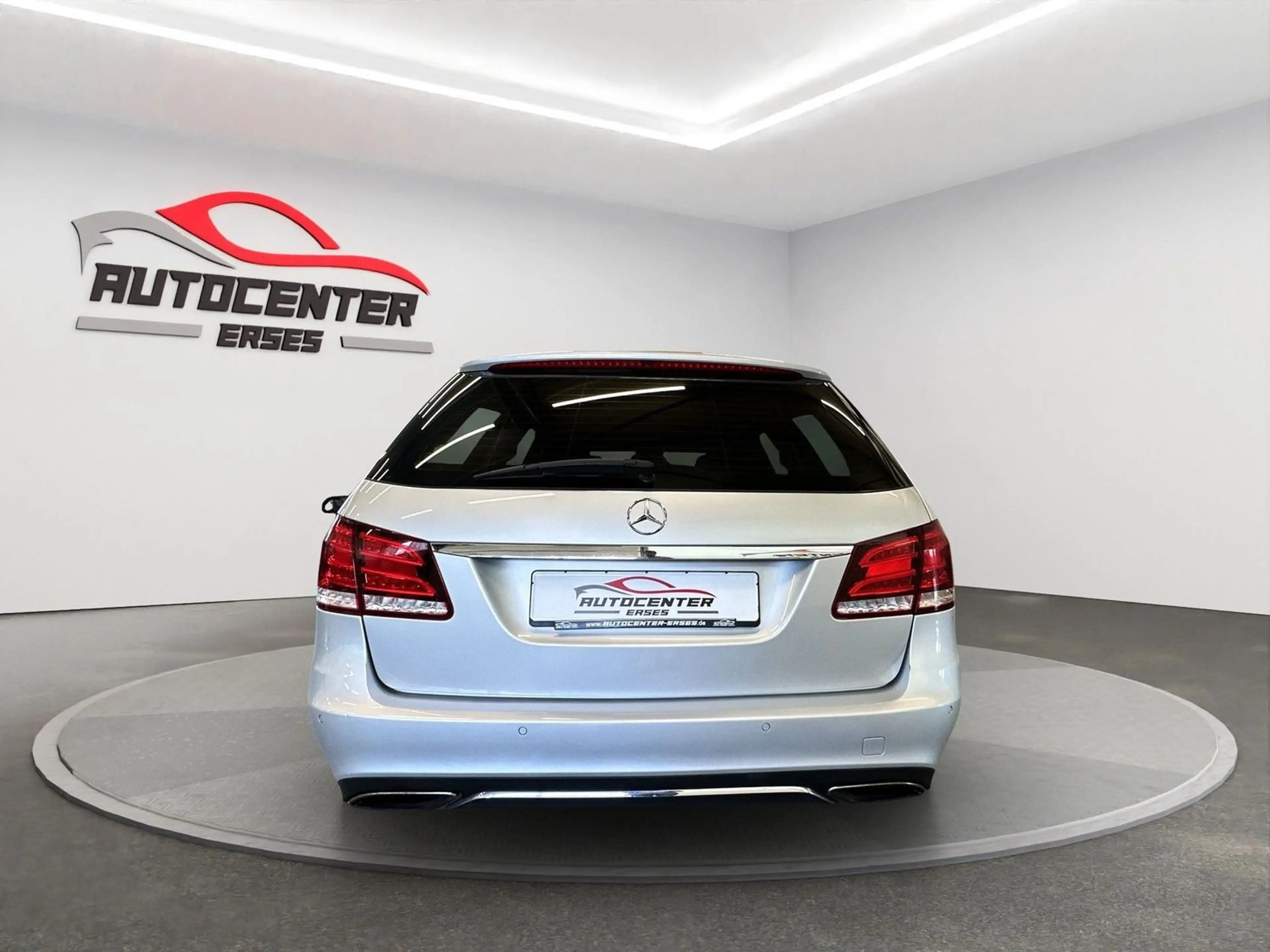 Mercedes-Benz E 350 Avantgarde 4Matic Edition Navi LED PDC — photo 5