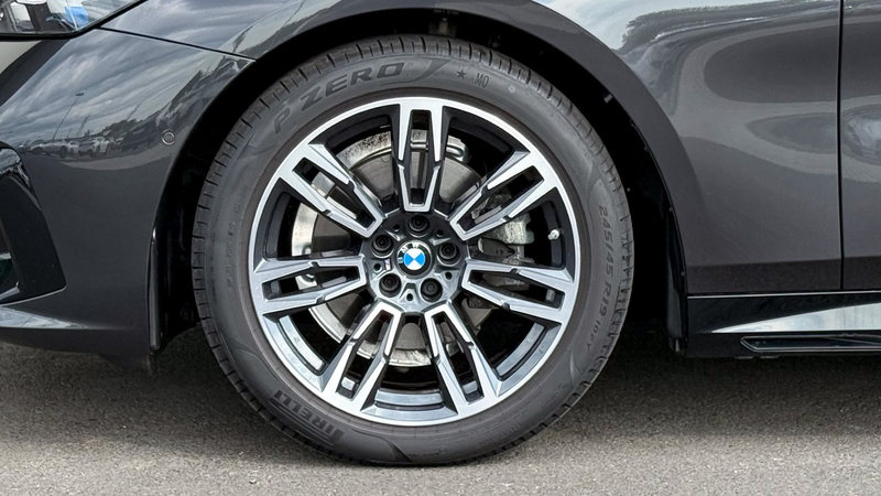 BMW 520 d xDrive M-Sportpaket — photo 7
