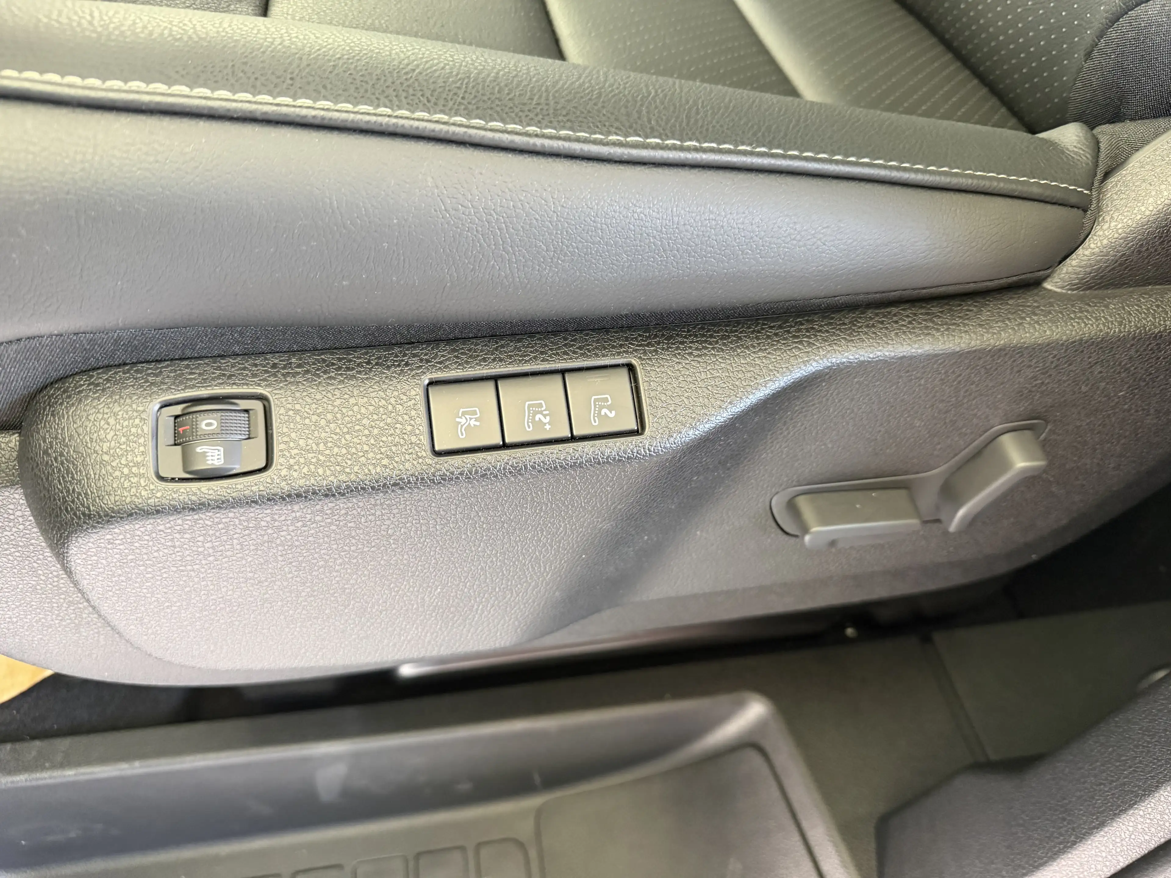 Citroen Spacetourer SPACETOURER LÄNGE M BlueHDi 180 S&S EAT8 — photo 11