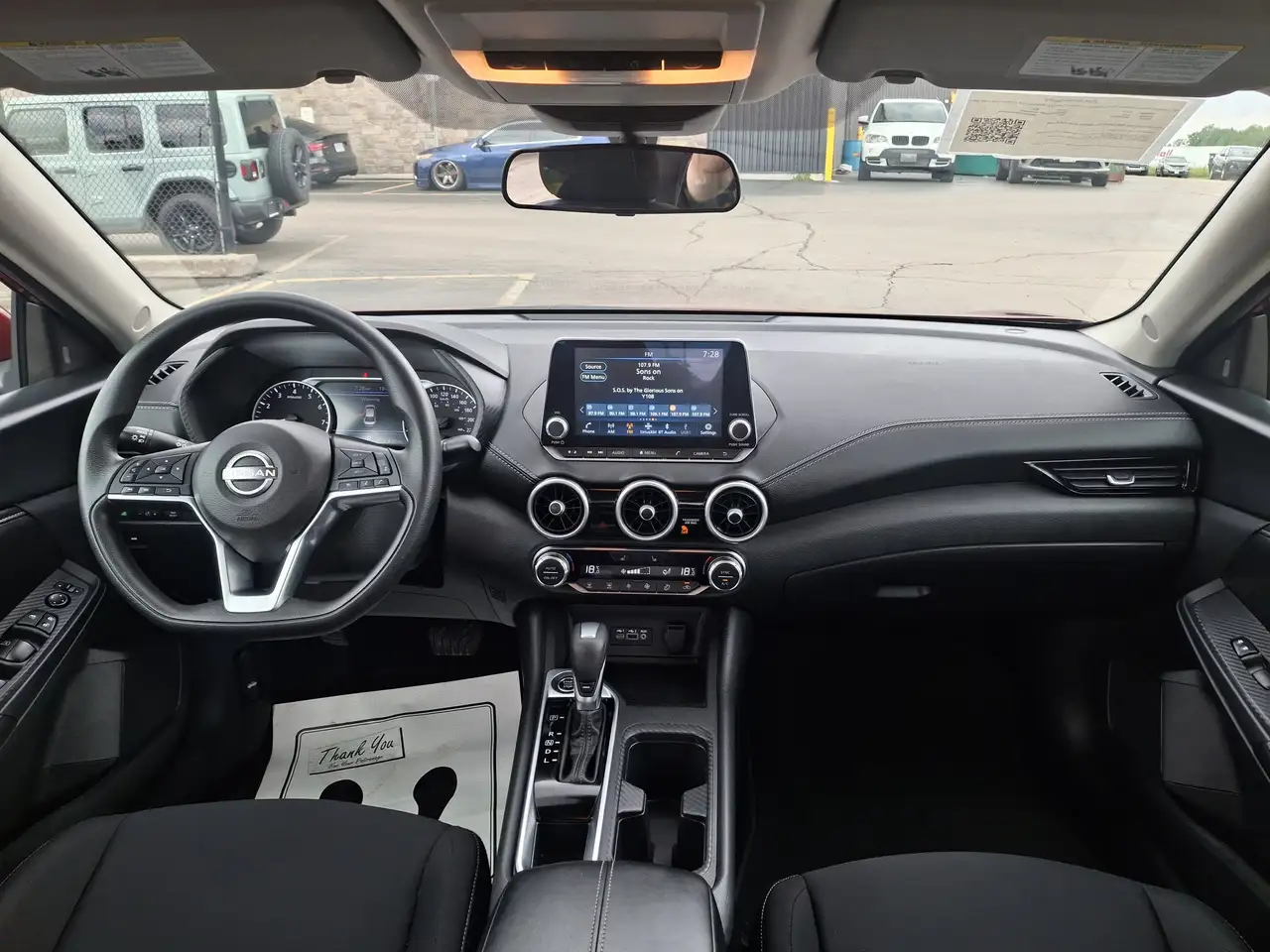 Nissan Sentra снимка Nissan Sentra