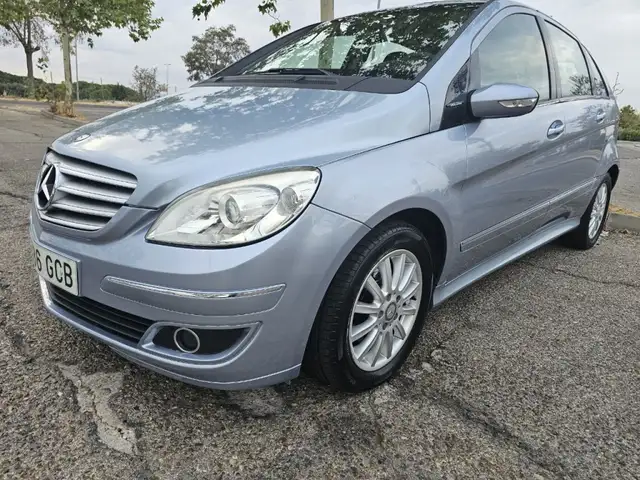Mercedes-Benz B 200 200CDI