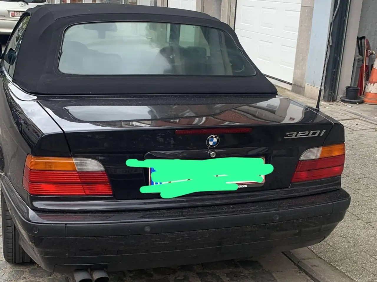 BMW 320i, foto 9