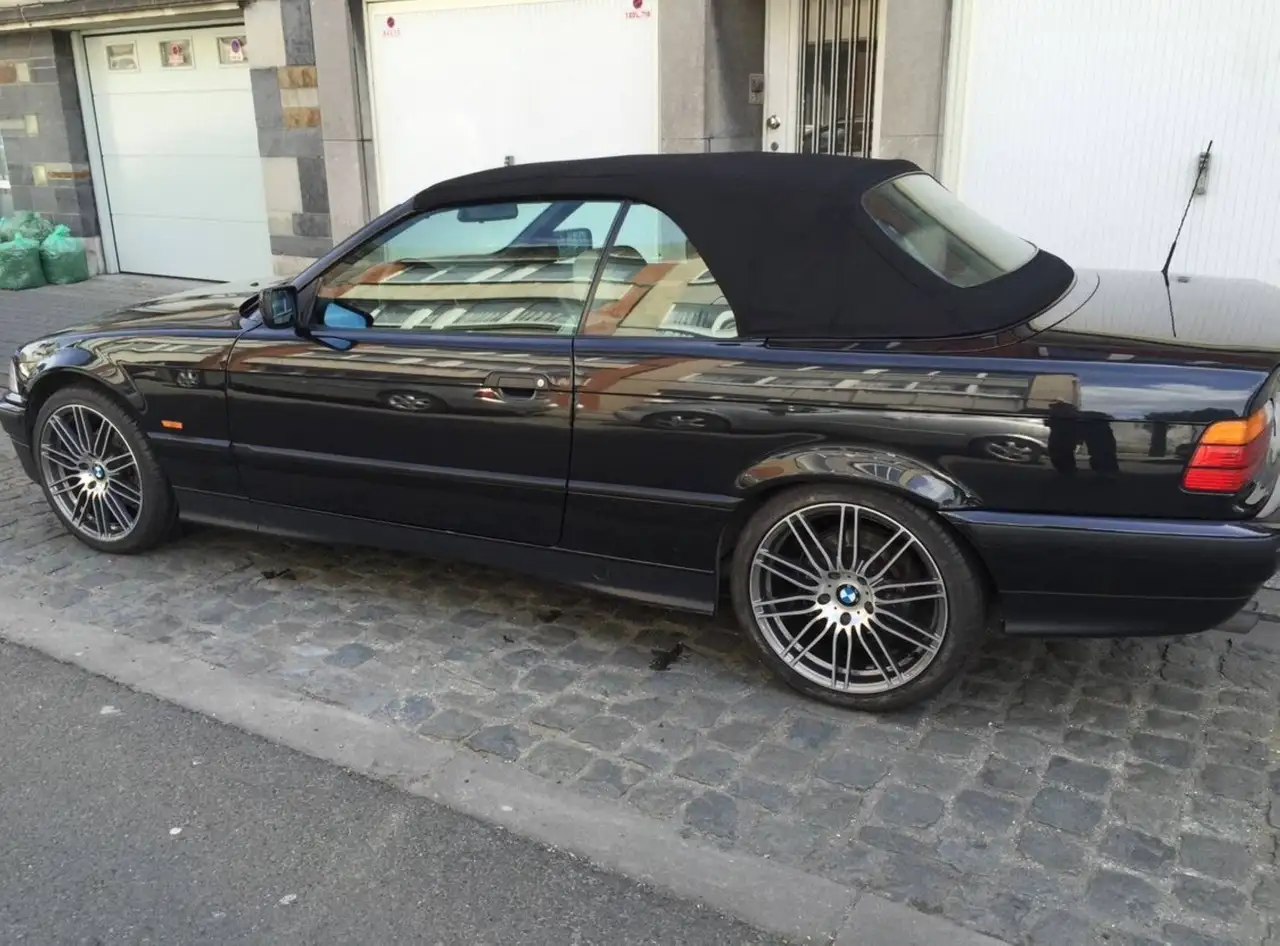BMW 320i, foto 4