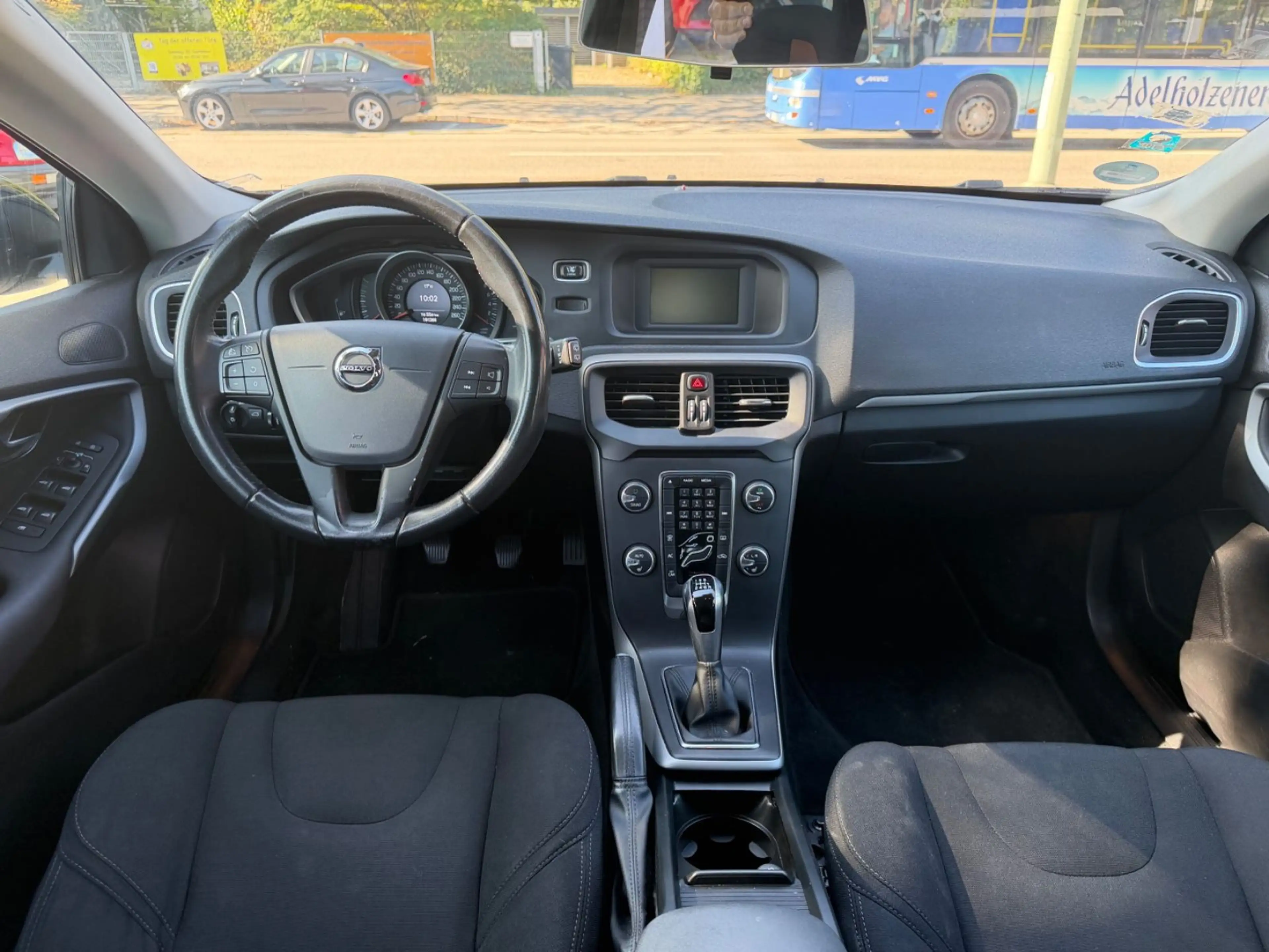 Volvo V40 Kinetic*2 Hand*Euro 6 — photo 9