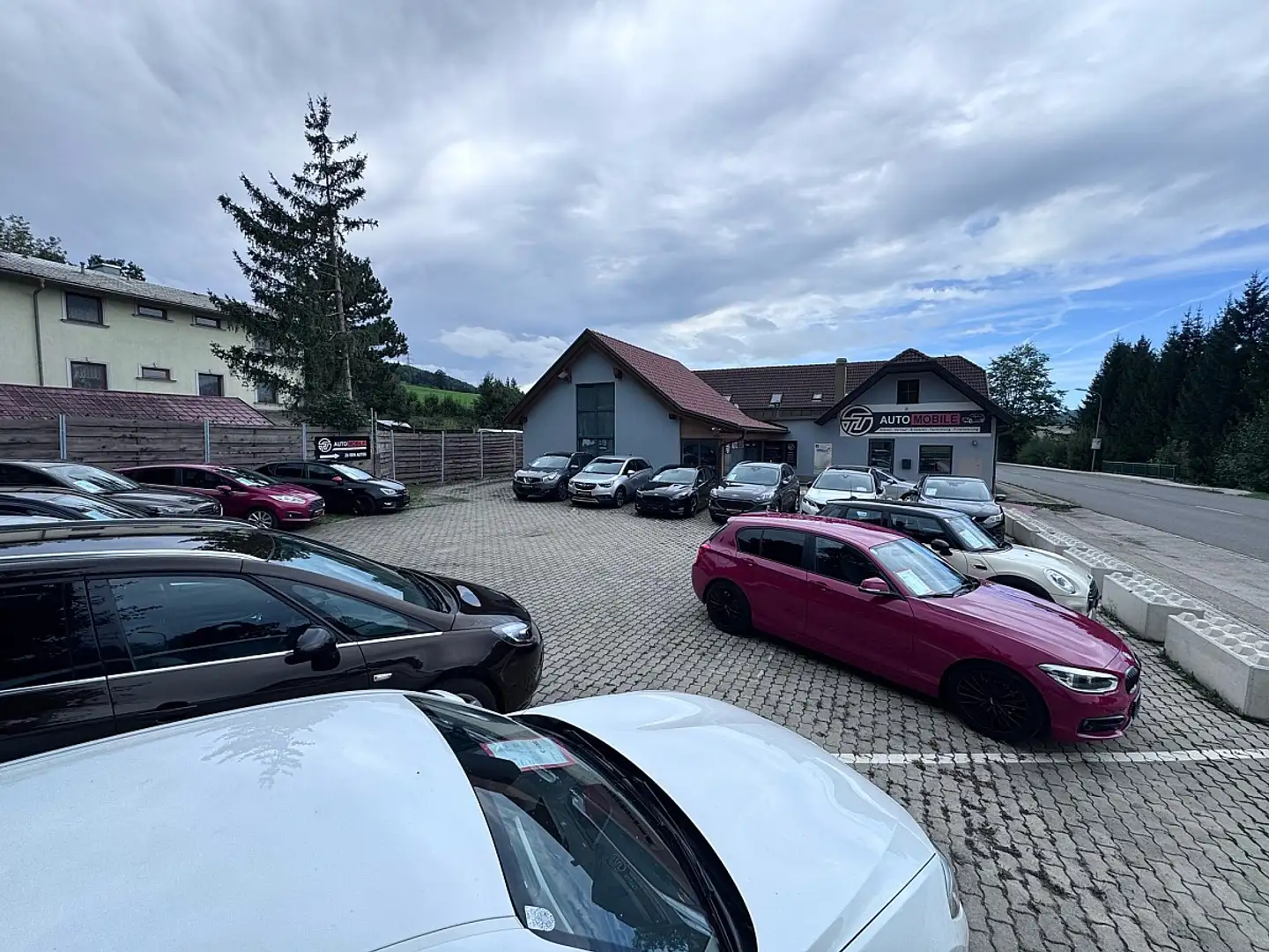 Nissan Qashqai 1,3 DIG-T Tekna Grijs - 2