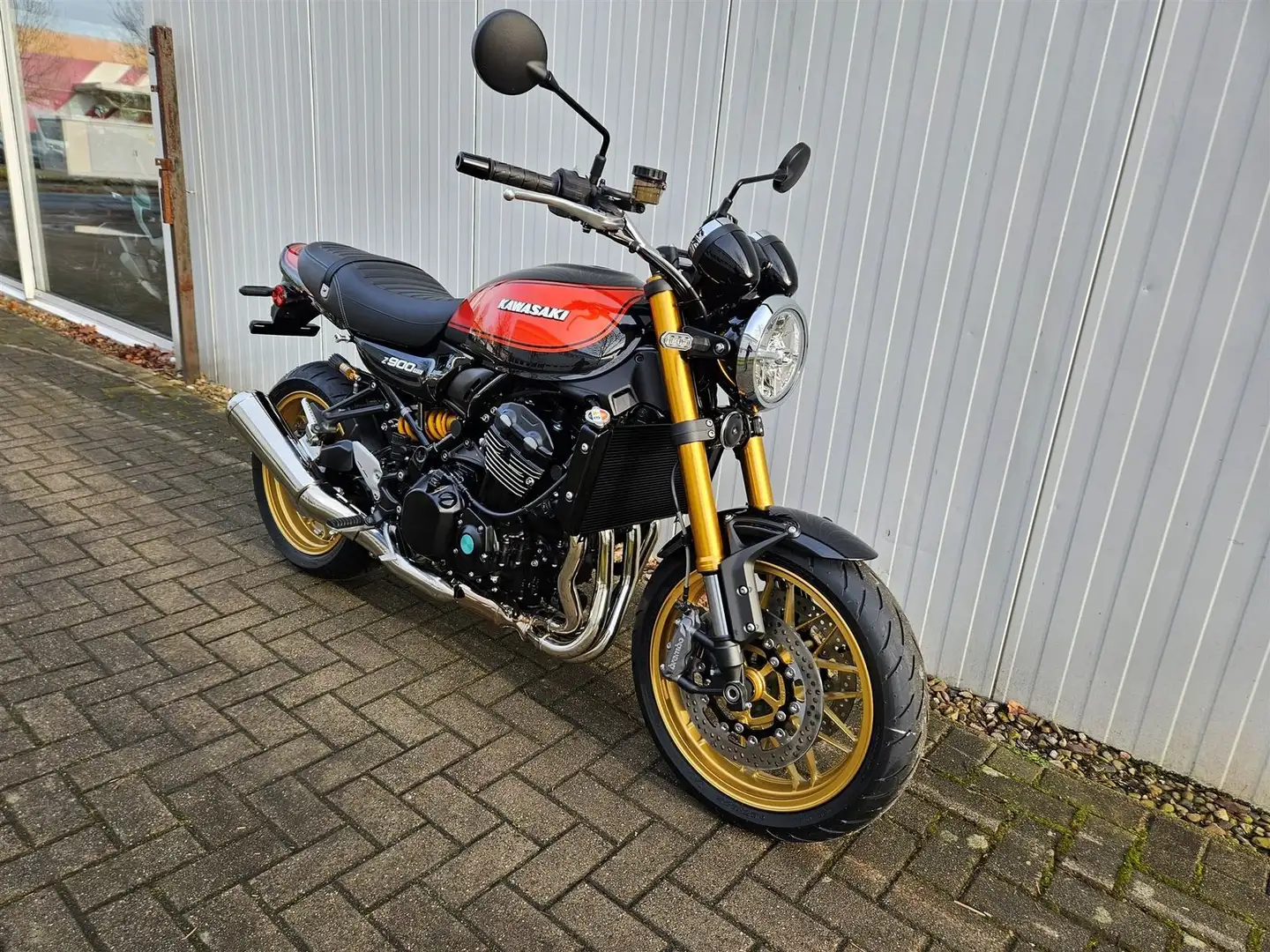 Kawasaki Z900RS SE sofort lieferbar Rojo - 2