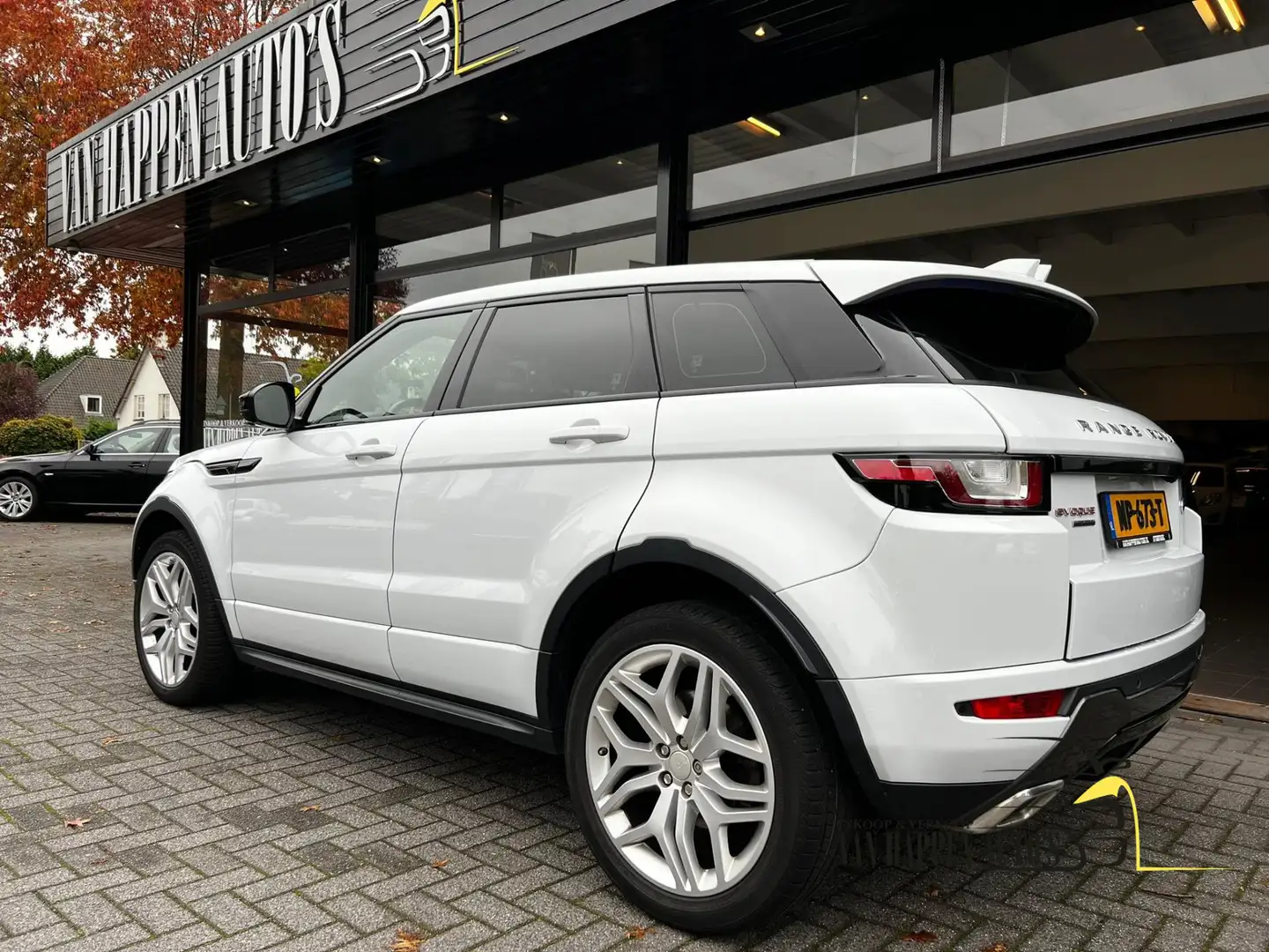Land Rover Range Rover Evoque 2.0 TD4 Autobiography / APK 12-2026 Wit - 2