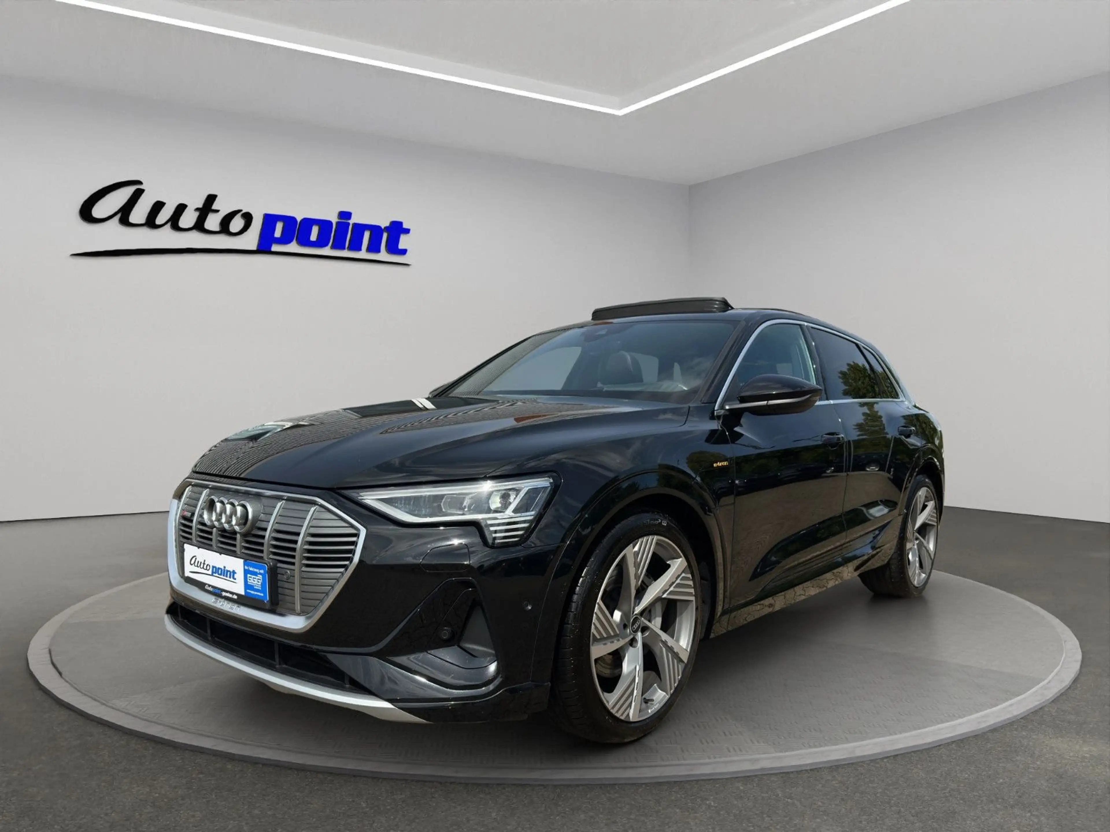 Audi e-tron 55 quattro 2x S-LINE PANO B&O 22" — photo 9