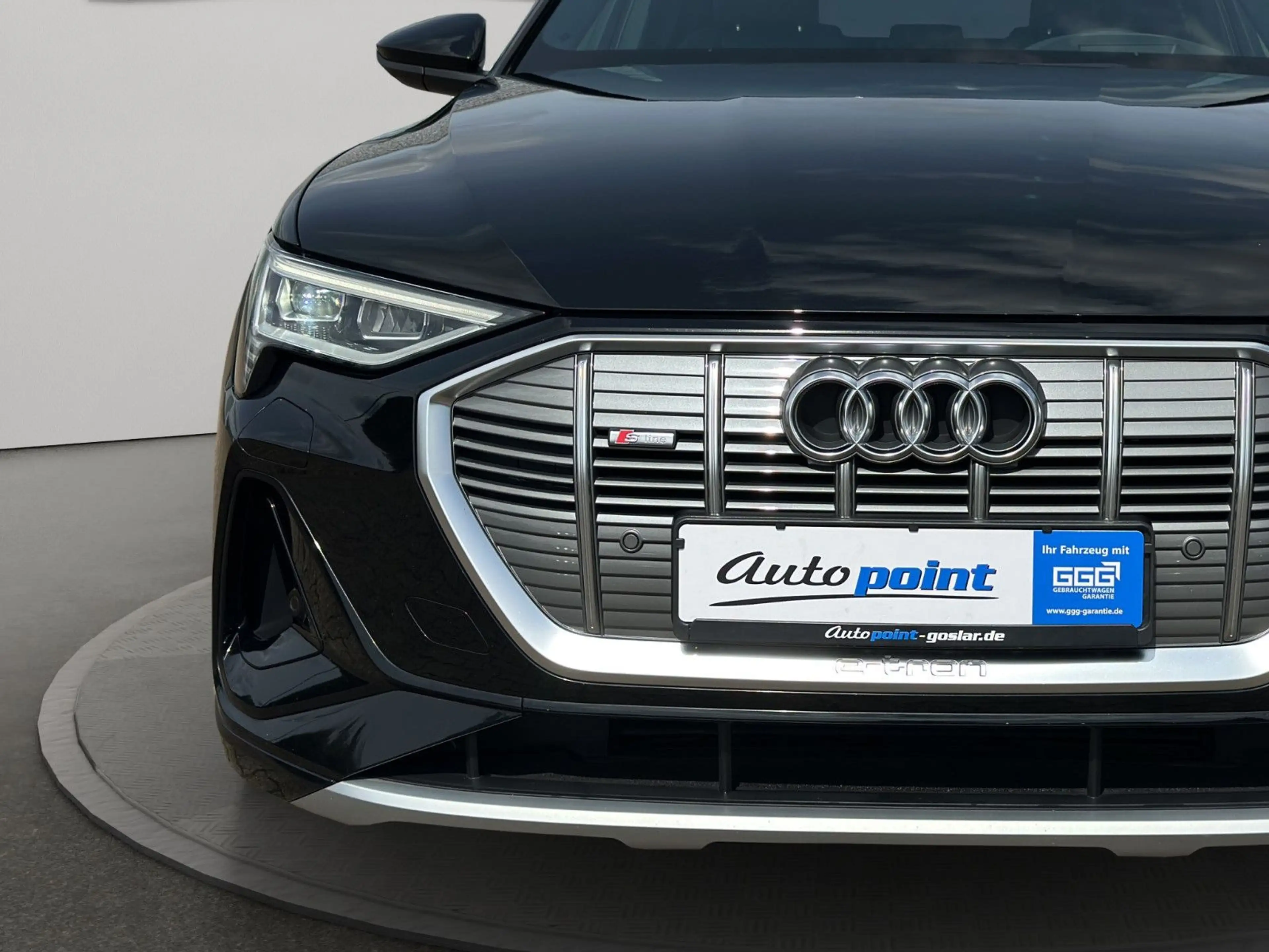 Audi e-tron 55 quattro 2x S-LINE PANO B&O 22" — photo 10
