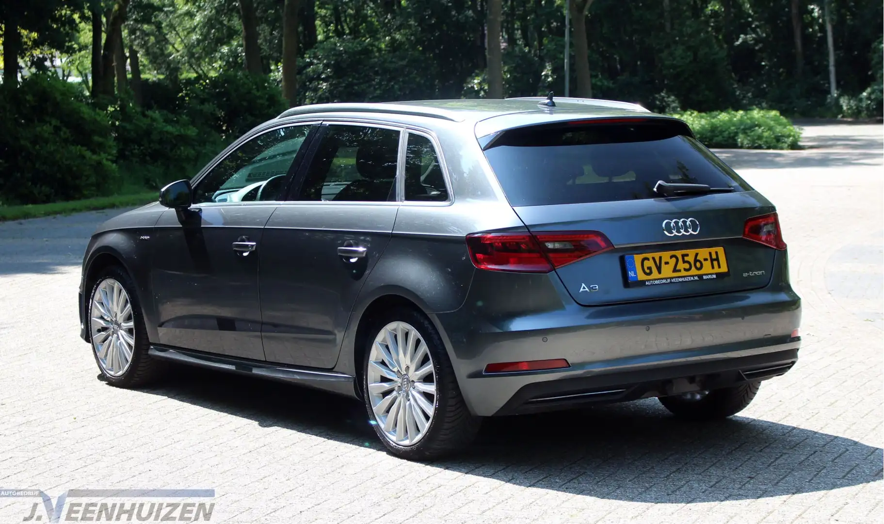 Audi A3 Sportback 1.4 e-tron PHEV Ambition Pro Line plus | Grau - 2