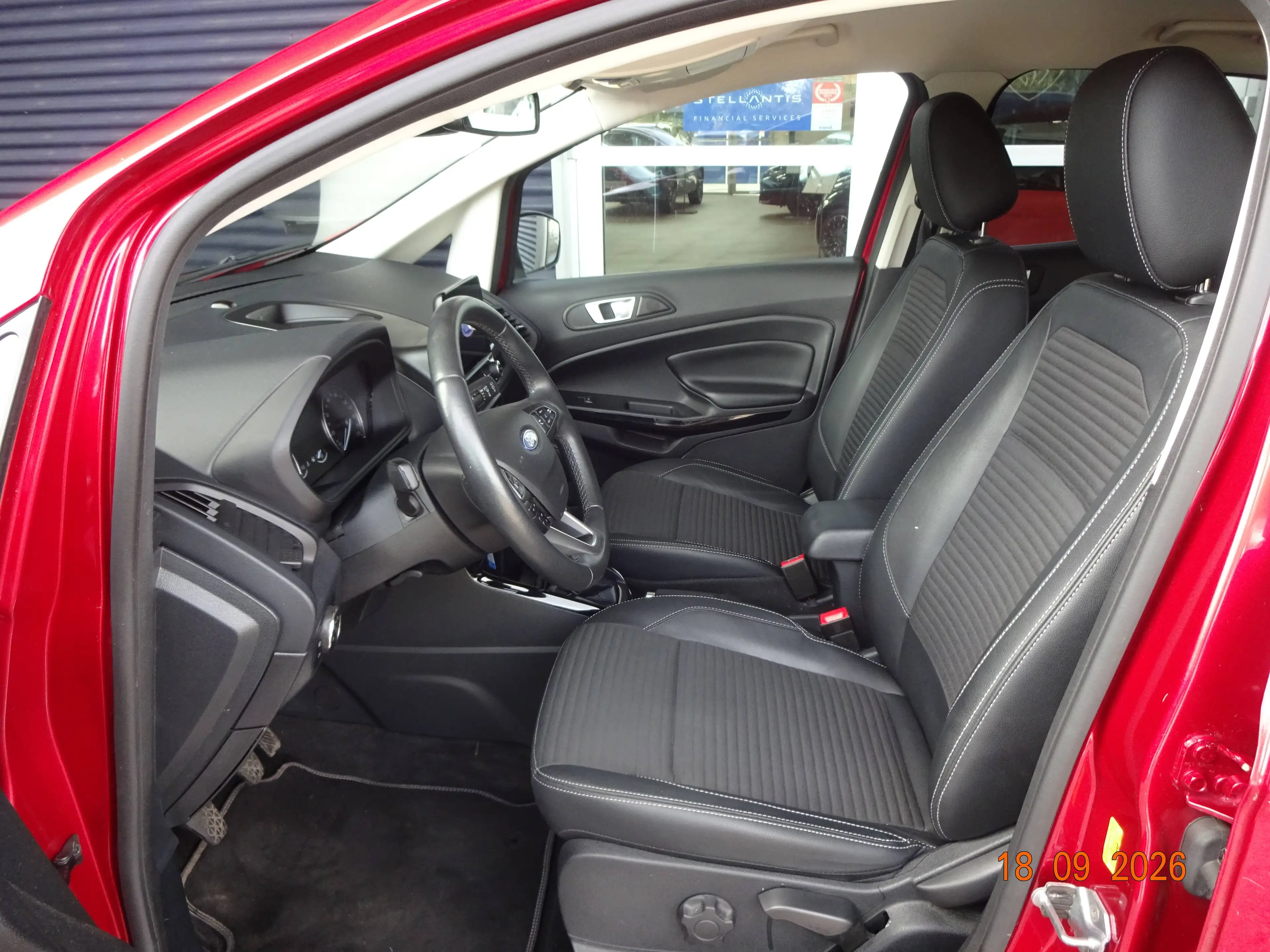 Ford EcoSport Titanium — photo 9