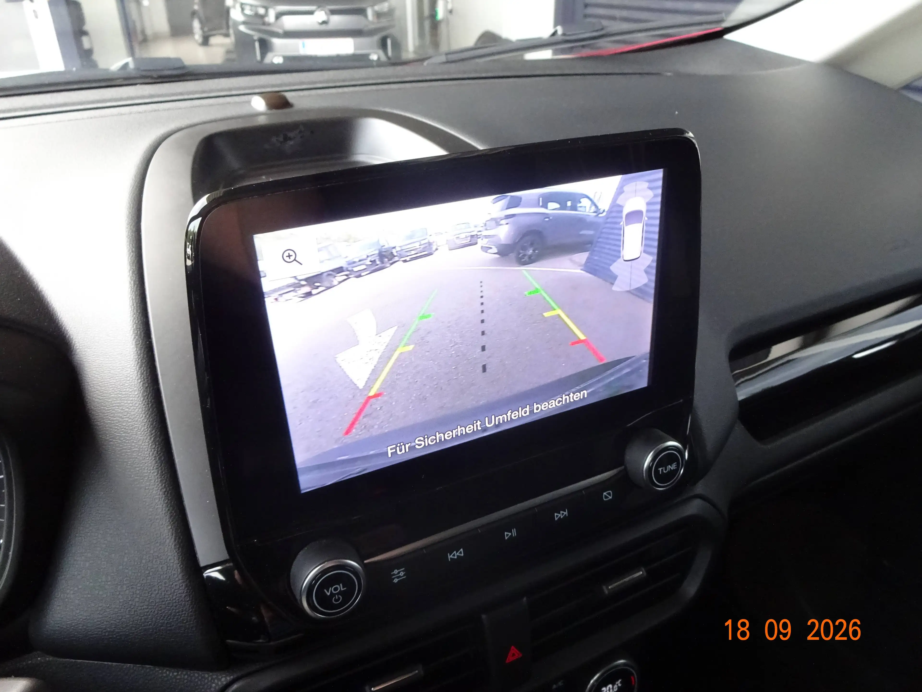 Ford EcoSport Titanium — photo 13