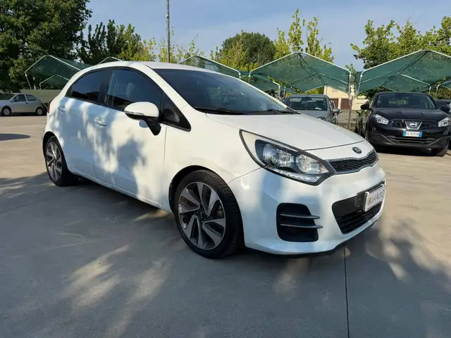Kia Rio 5p 1.4 crdi diesel  EURO 6
