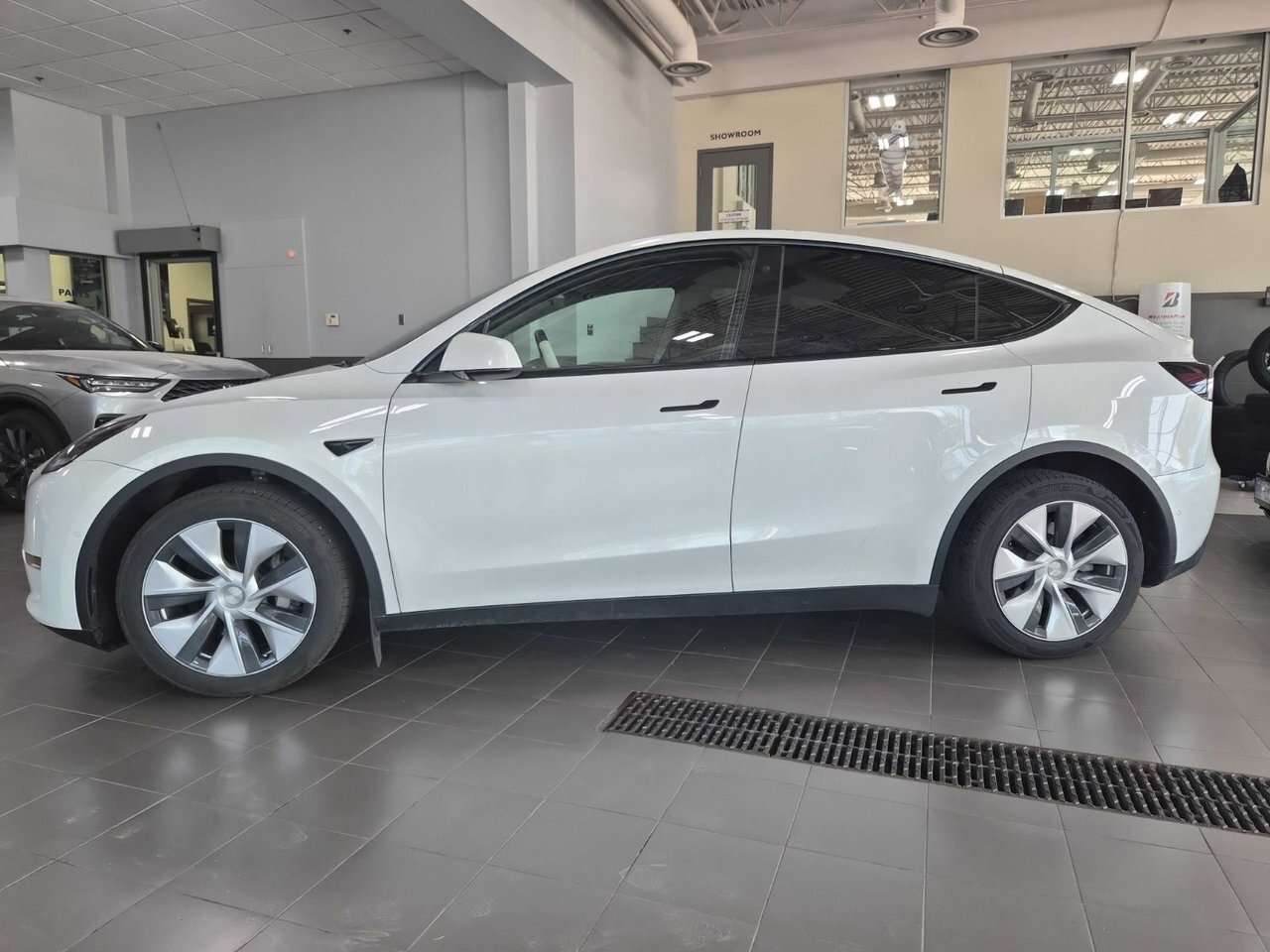 2022 Tesla Model Y Long Range AWD