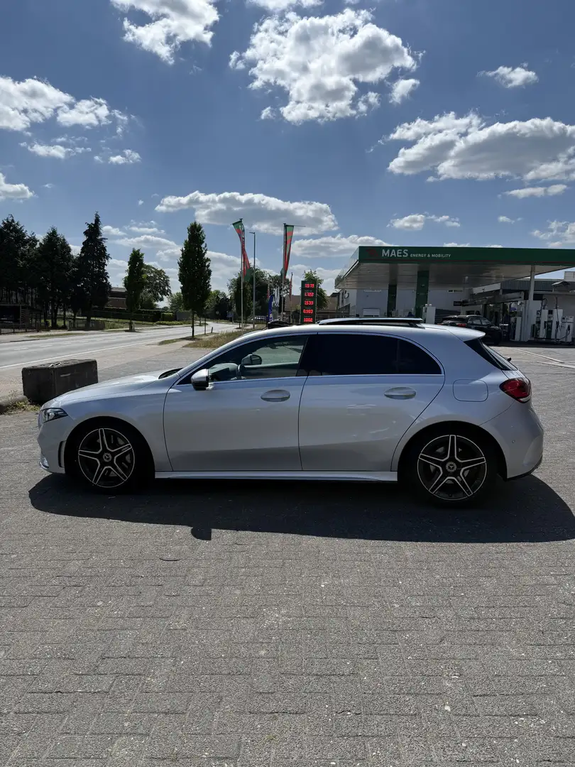 Mercedes-Benz A 250 4Matic 7G-DCT AMG Line - 2