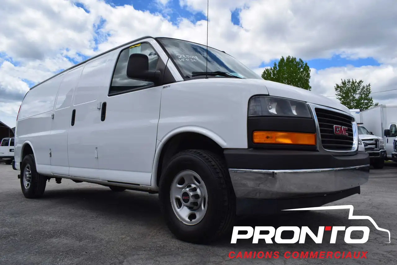 GMC Savana снимка GMC Savana