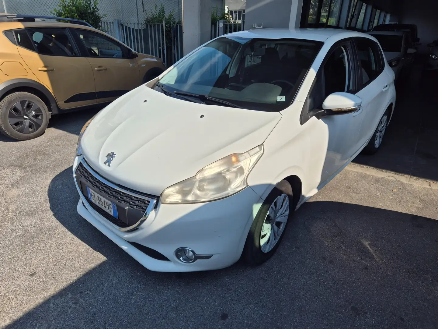 Peugeot 208 208 5p 1.4 hdi 8v Allure Blanc - 1