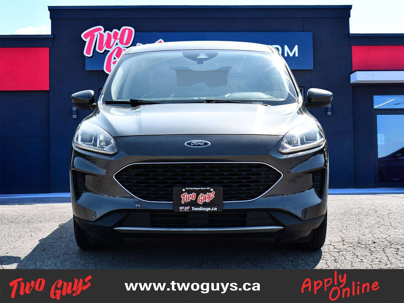 2020 Ford Escape SE photo 4