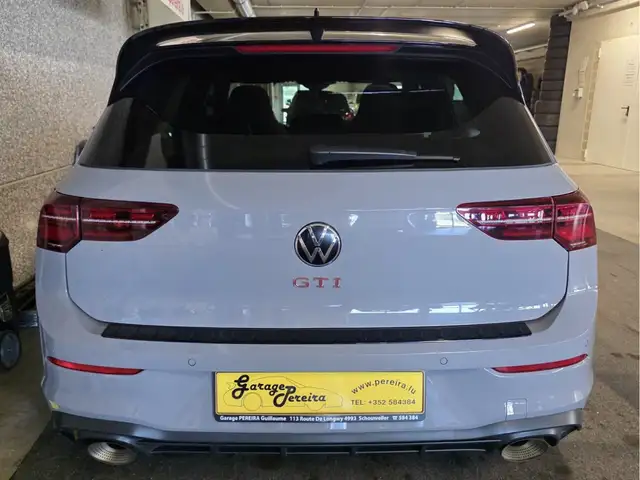 Volkswagen Golf view 3