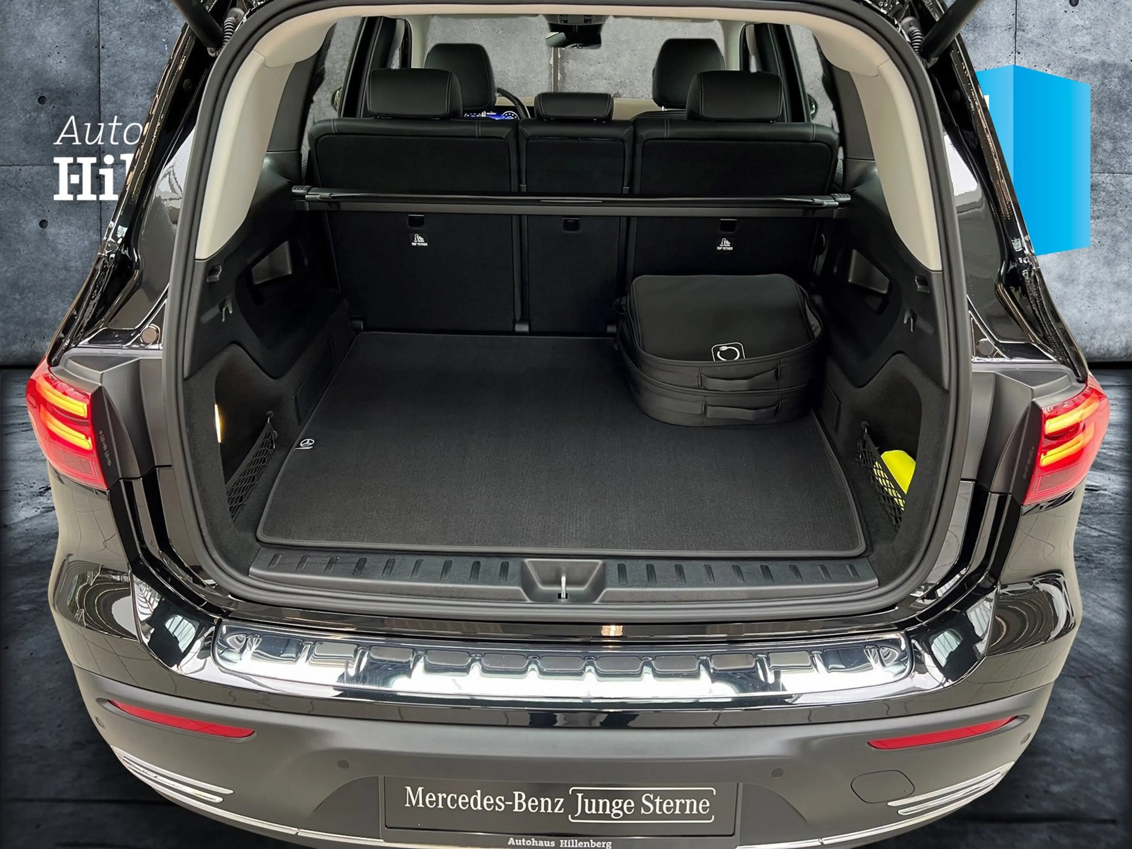 Mercedes-Benz EQB 300 4M Progressive Advanced — photo 7