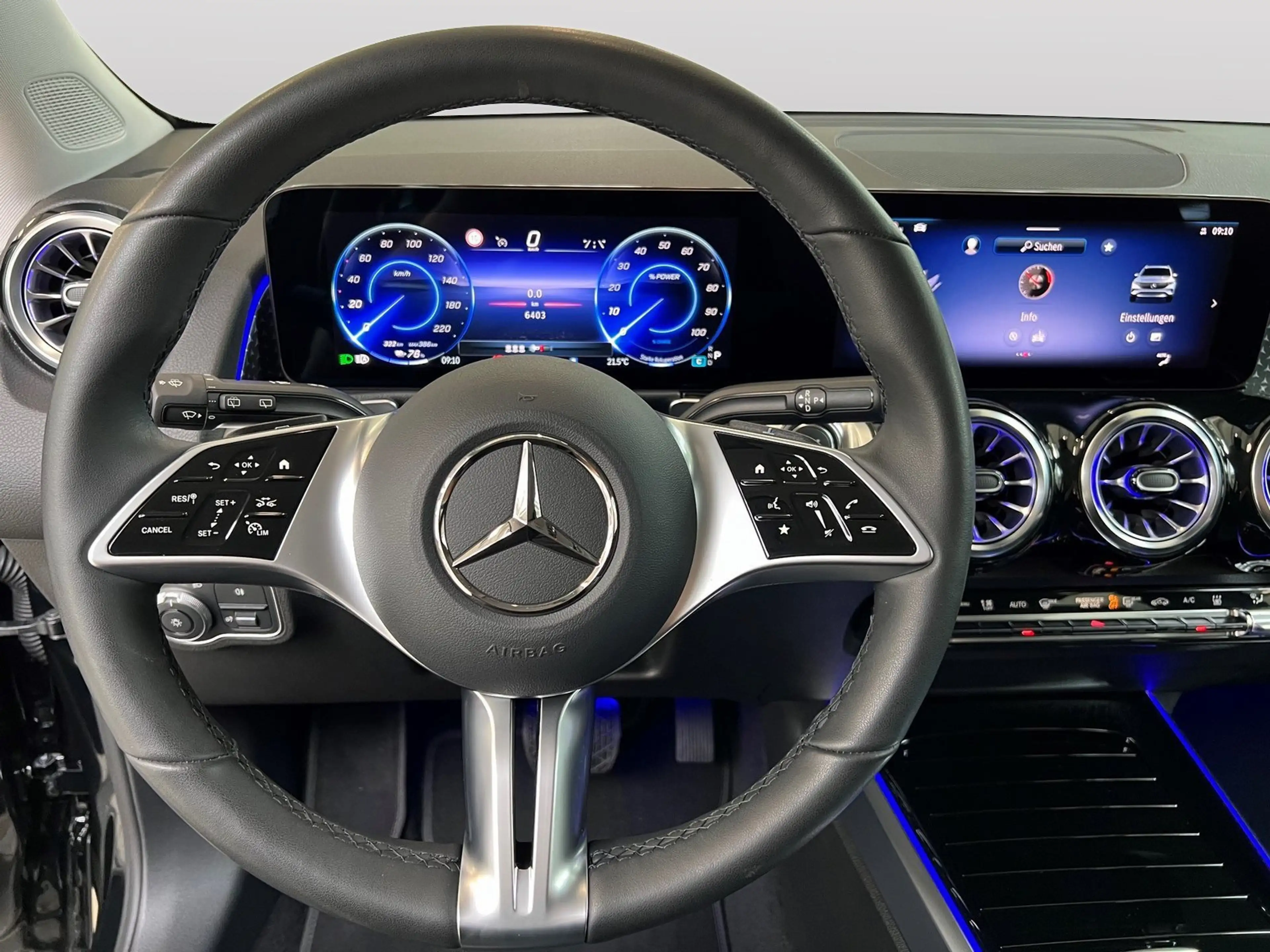 Mercedes-Benz EQB 300 4M Progressive Advanced — photo 15
