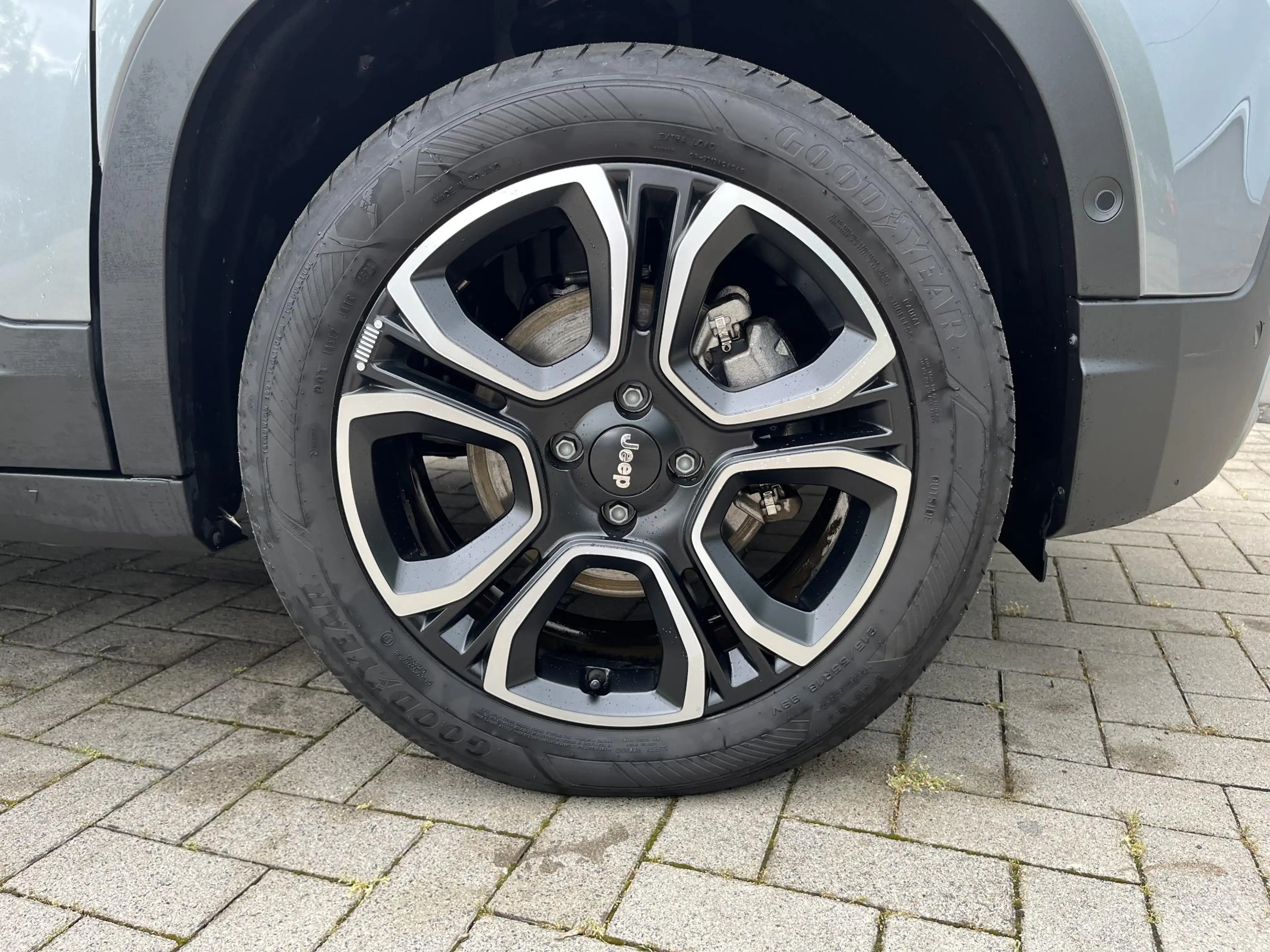 Jeep Avenger Summit 54 kWh | Carplay | Camera | 18 inch Velgen — photo 10