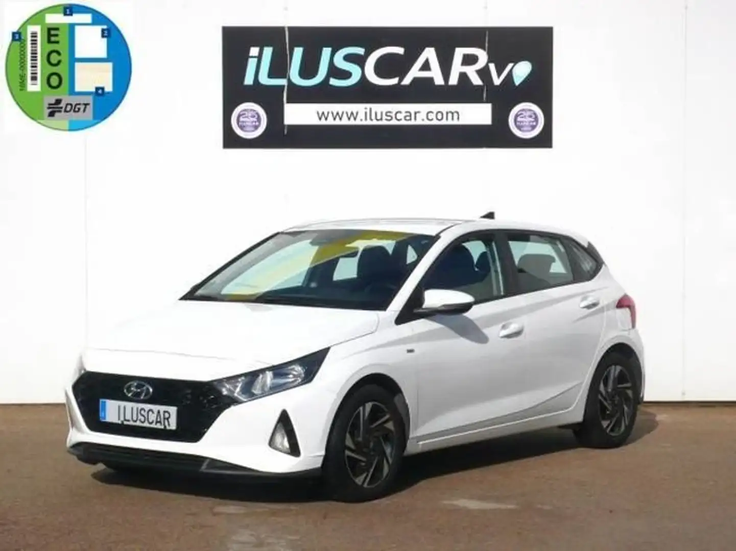 Hyundai i20 1.0TGDI 74KW 100CV 48V KLASS Weiß - 1