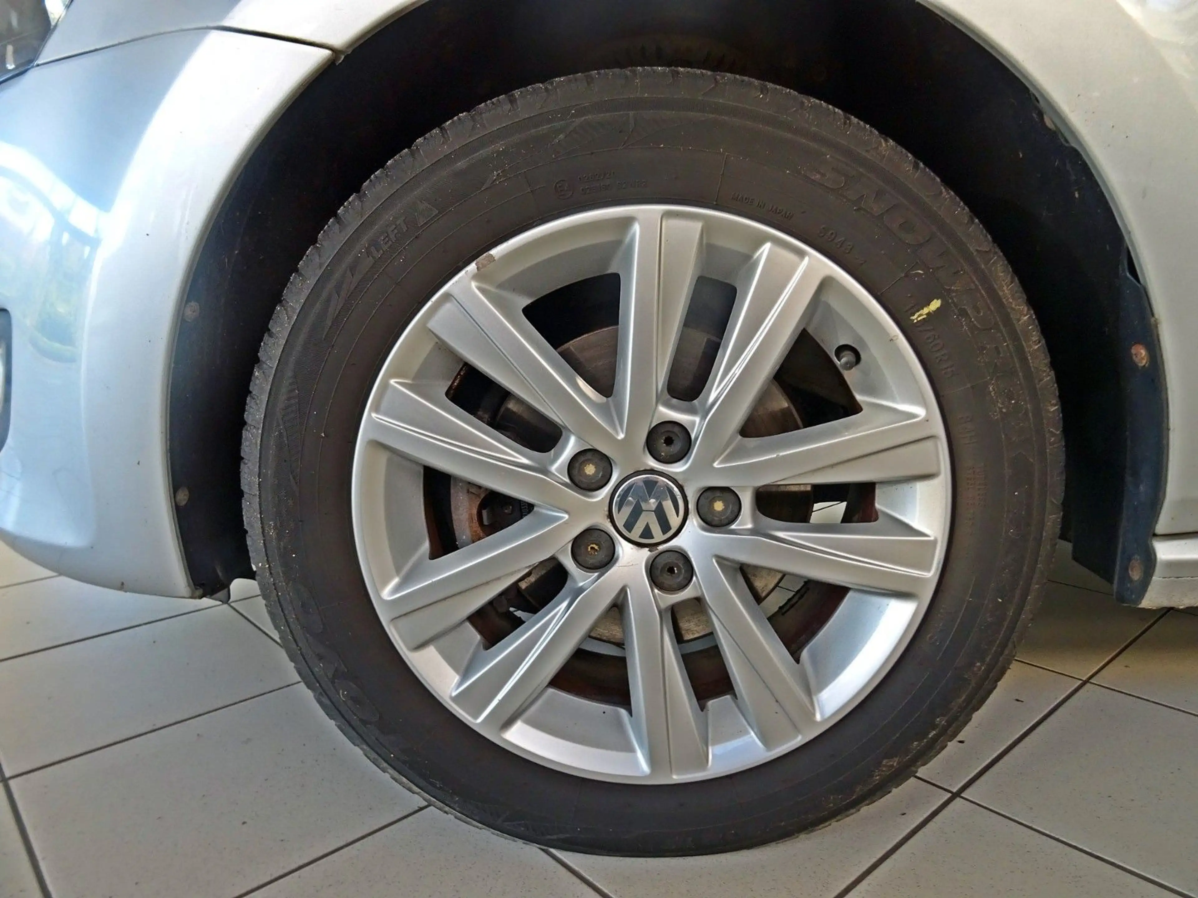 Volkswagen Polo V Style 1.4 DSG — photo 11