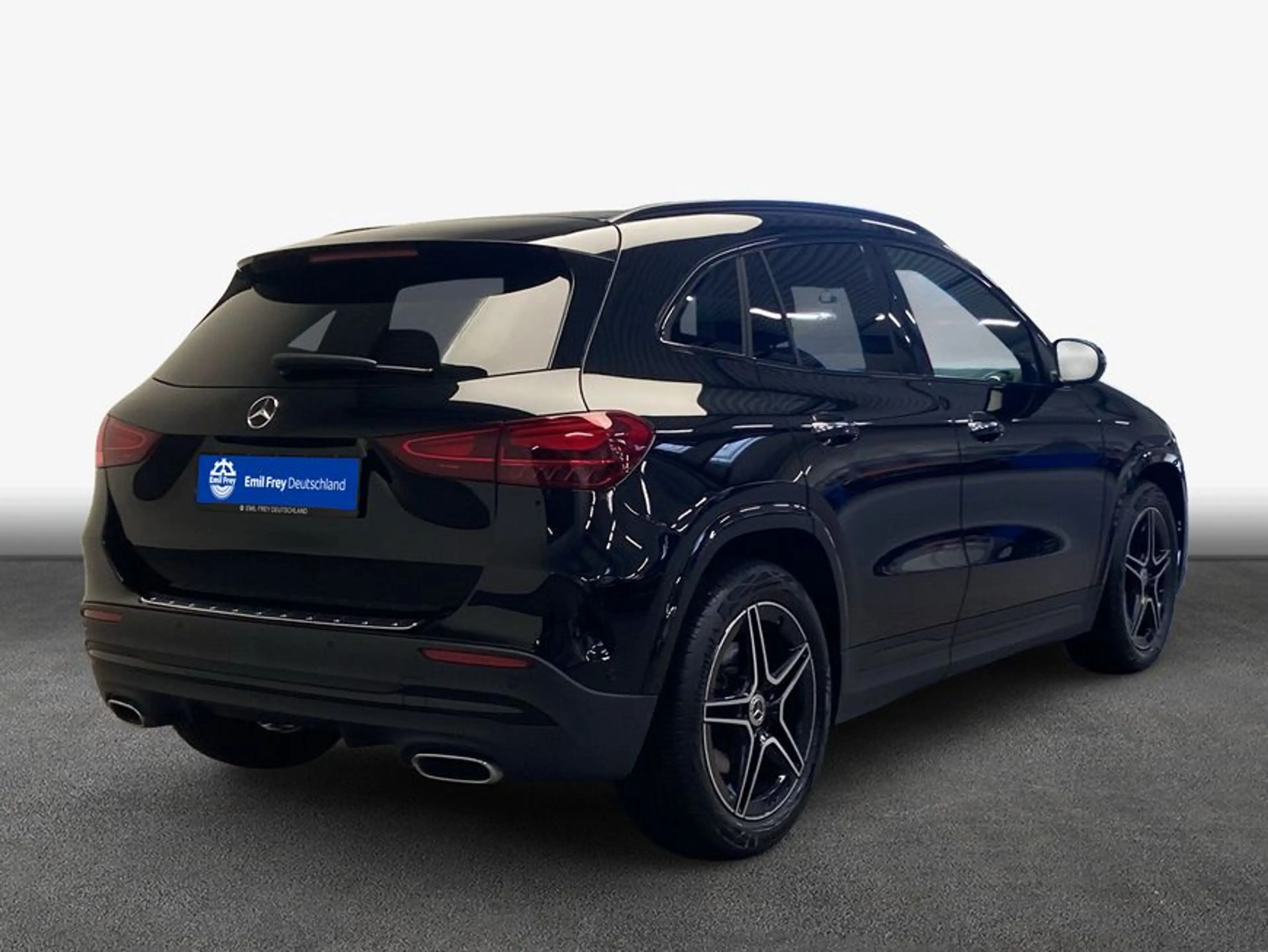 Mercedes-Benz GLA 250 GLA — photo 2