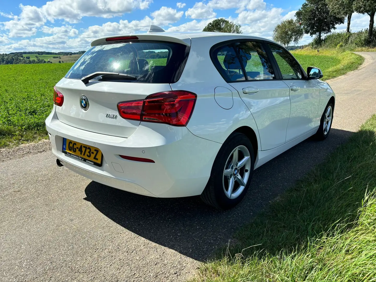 BMW 116 116 Essential Wit - 2