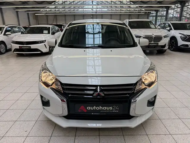 Mitsubishi Space Star view 2