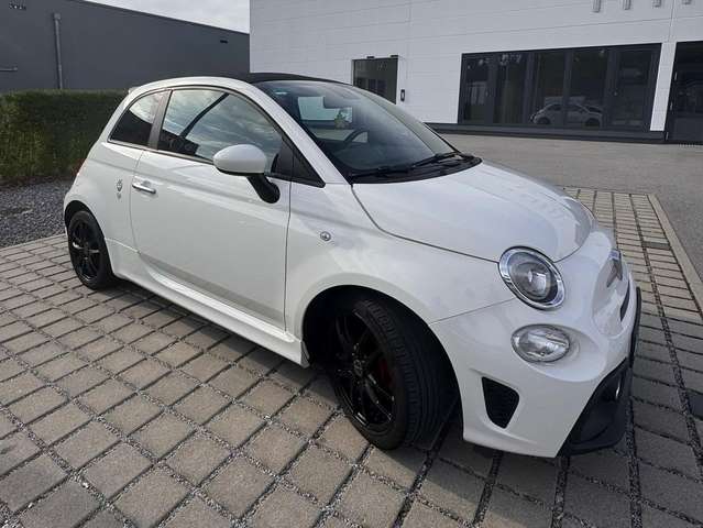 Imagine Abarth 595