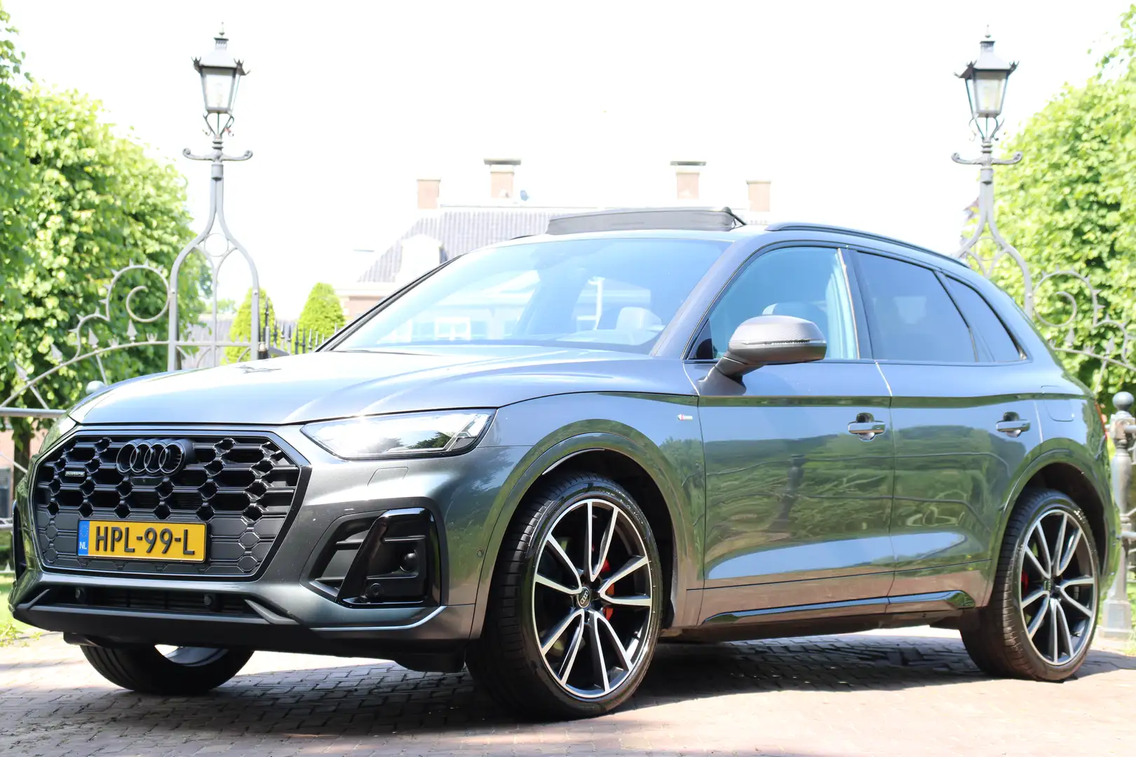 Audi Q5 55 TFSIe S edition Competition | FULL OPTION! | DE Gris - 1