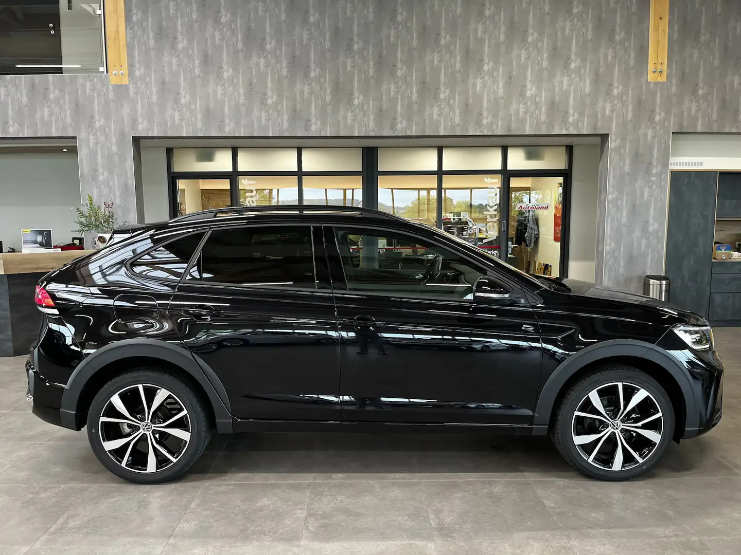 Volkswagen Taigo 1,0 TSI DSG R-Line*18´*ACC*APP*IQ.DRIVE* Noir - 2