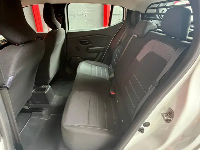 Dacia Sandero view 11