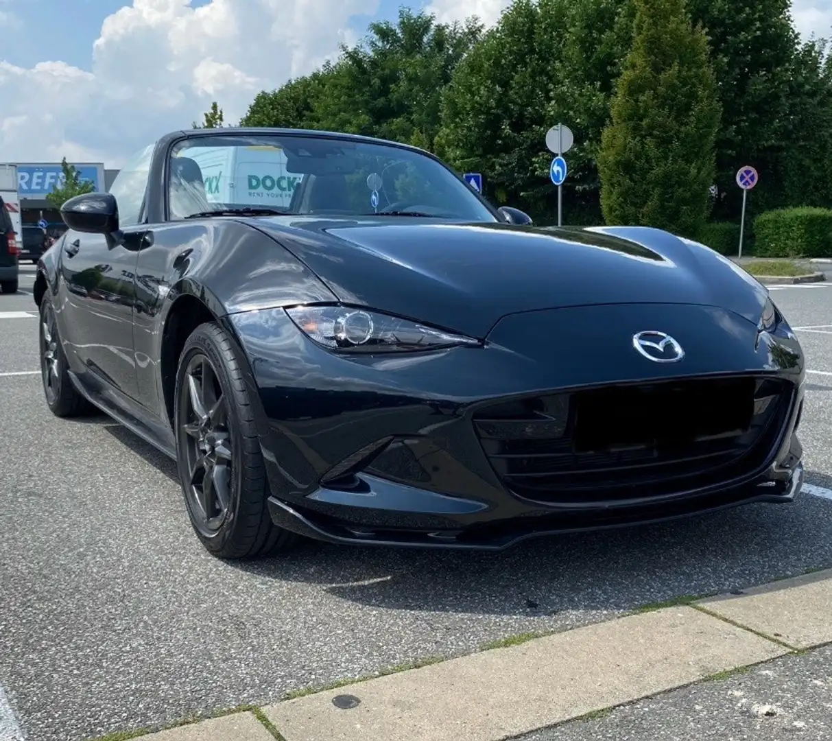 Mazda MX-5 1.5i Skyactiv-G Skycruise 11000Km Negru - 1