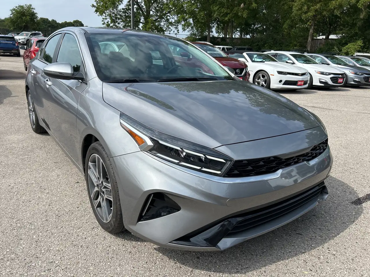Kia Forte снимка Kia Forte