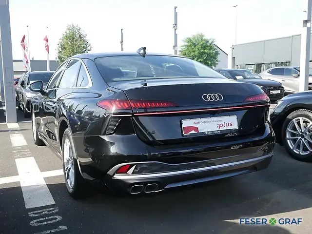 Audi A6 view 4