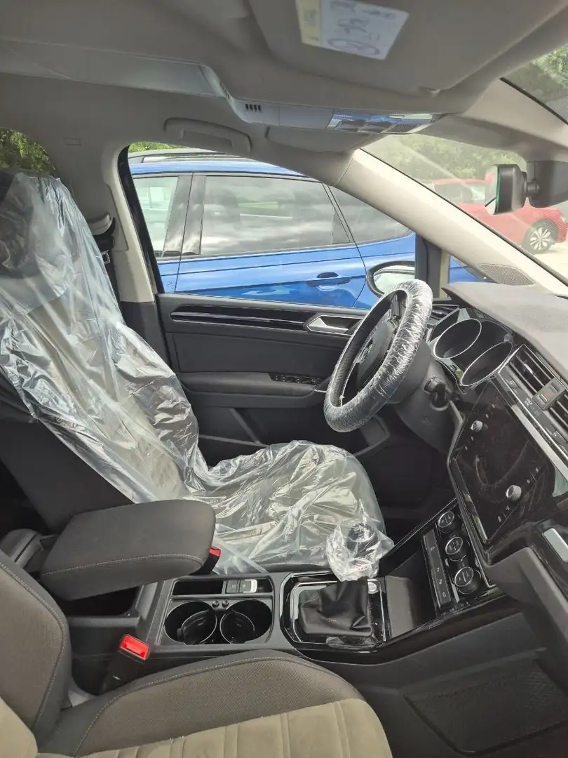 Volkswagen Touran 2.0 TDI Highline Negro - 2