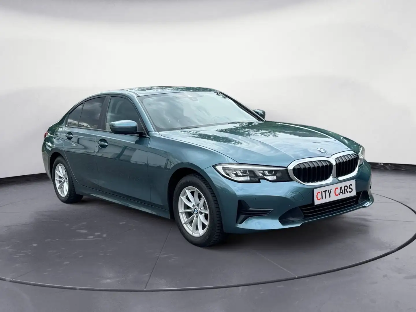 BMW 318 Baureihe 3 Lim. 318 d Advantage Navi LED Blau - 2