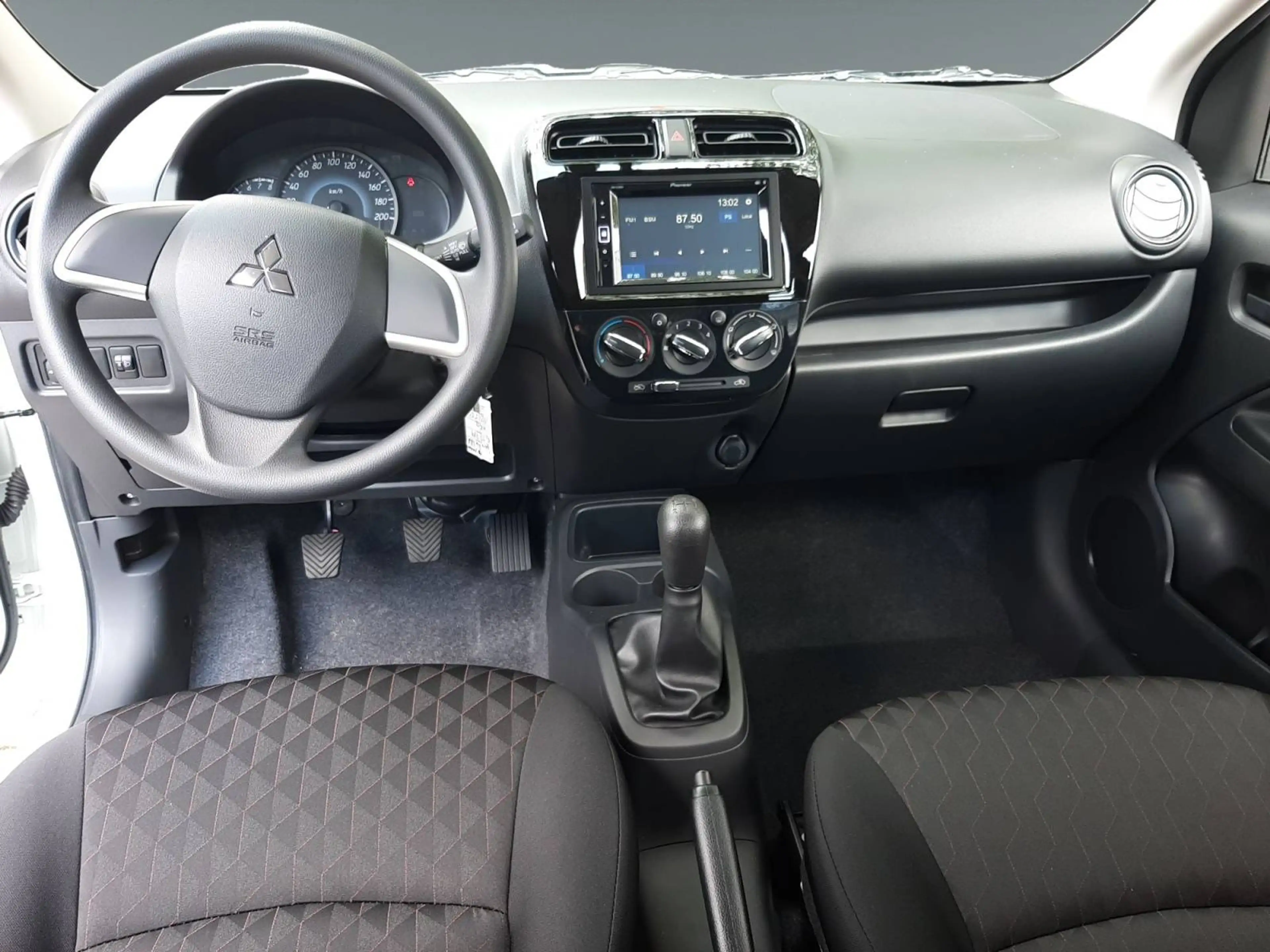 Mitsubishi Space Star 1.2 Select MJ 24 — photo 10