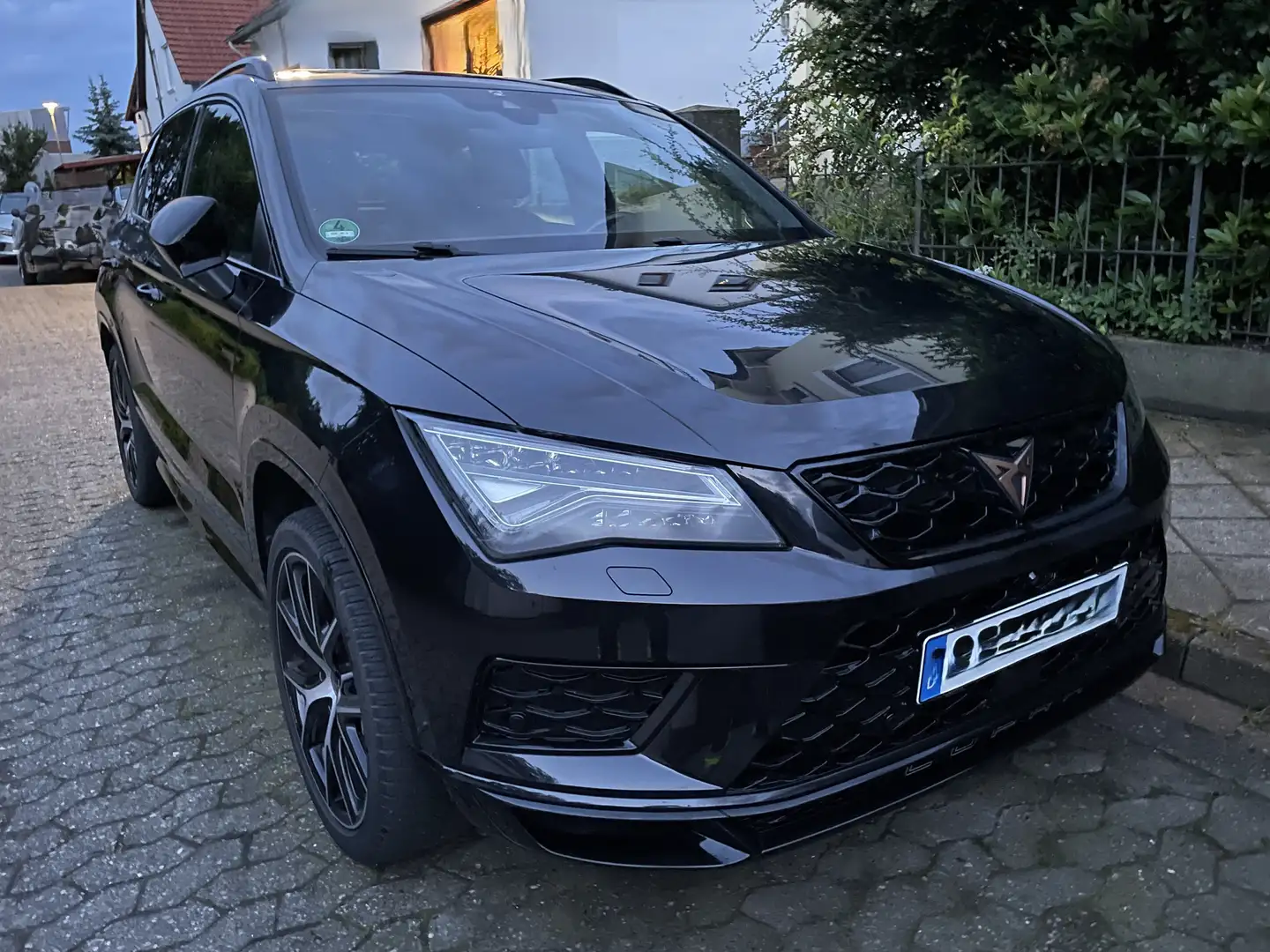 CUPRA Ateca 2.0 TFSI 4Drive DSG Schwarz - 1