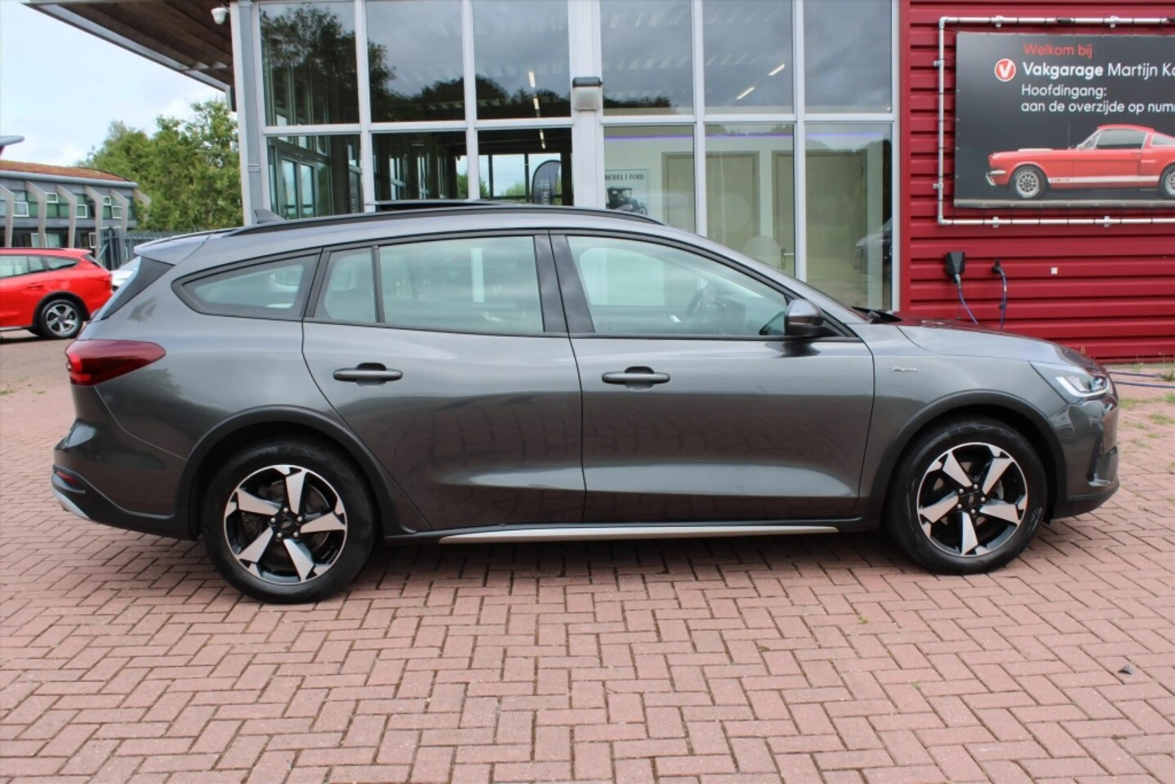Ford Focus Wagon 1.0 EcoBoost Hybrid Active Style — photo 10