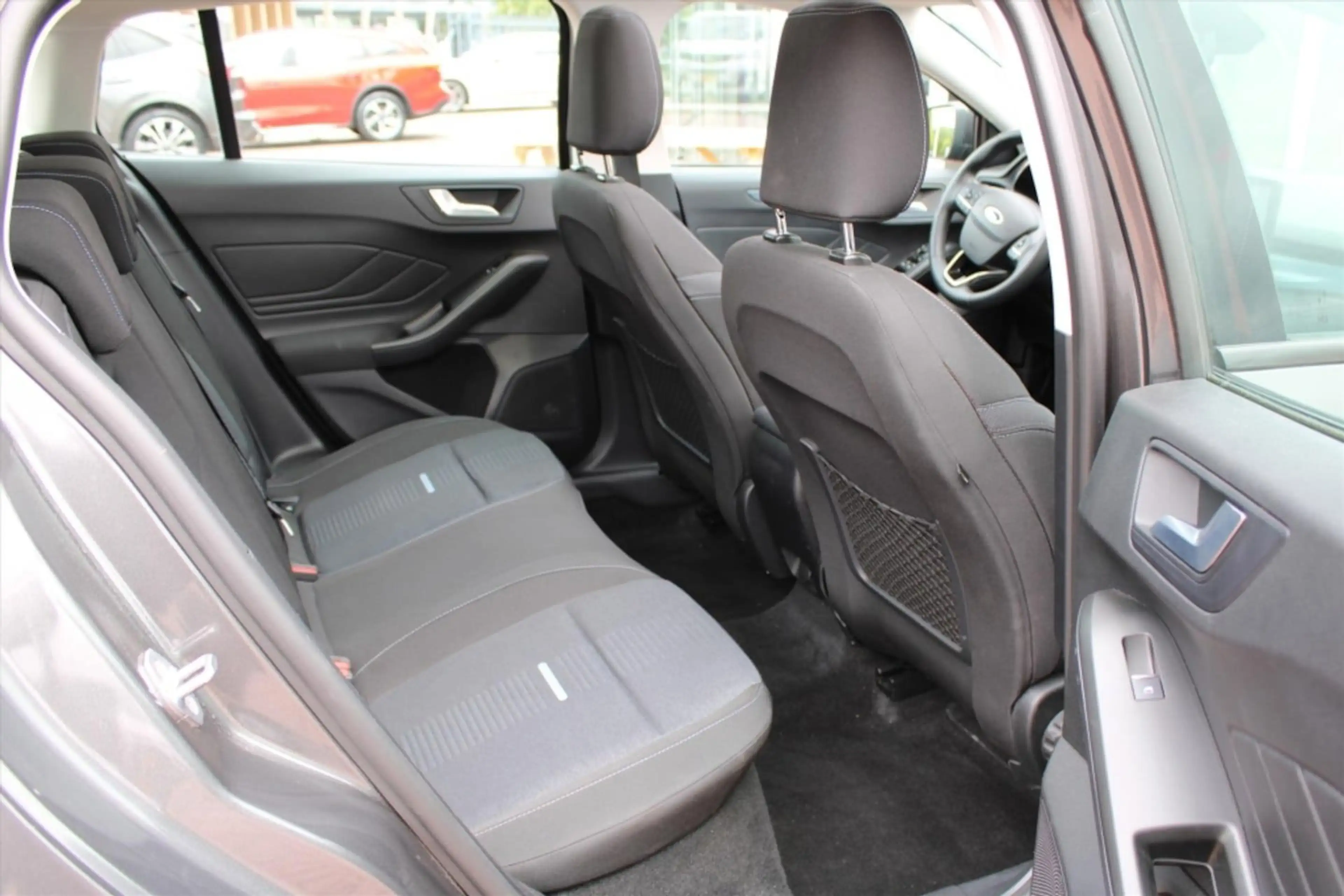 Ford Focus Wagon 1.0 EcoBoost Hybrid Active Style — photo 7