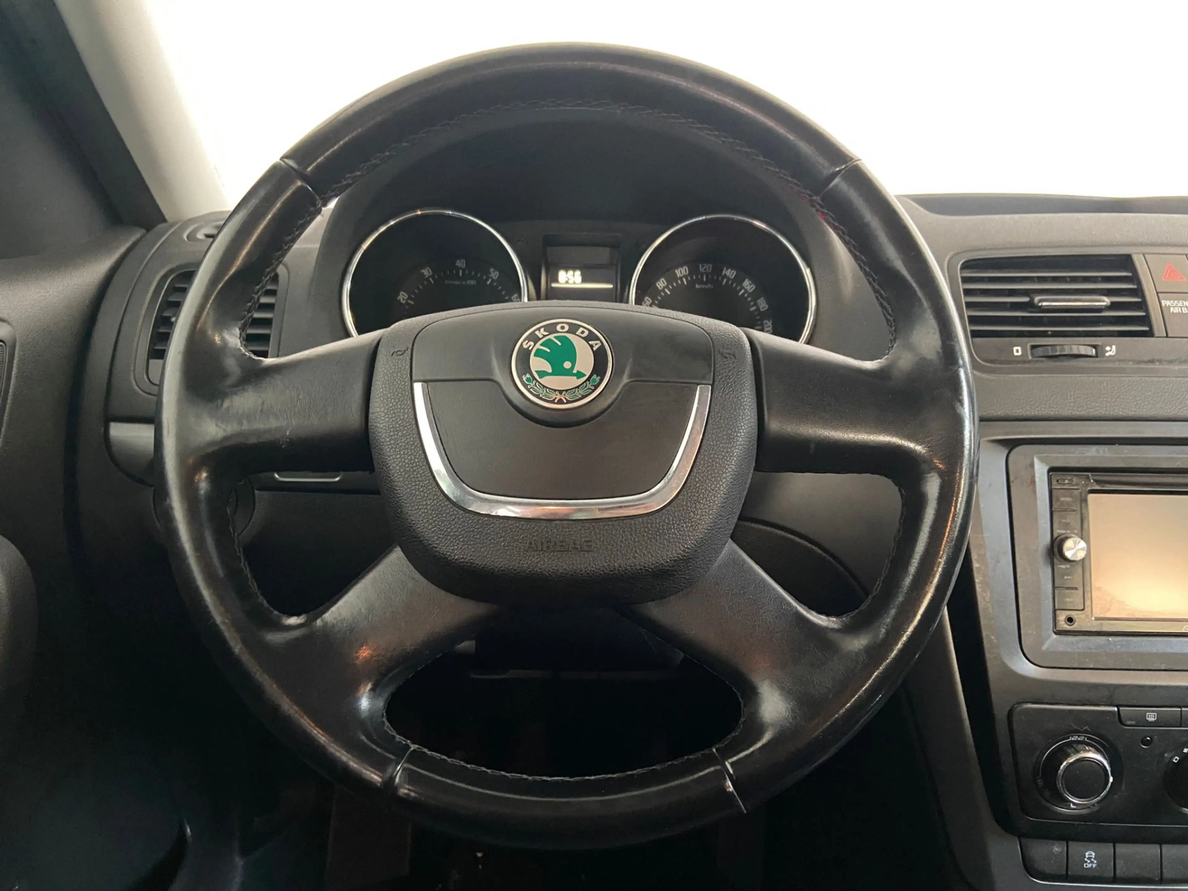 Skoda Yeti 1.8 TSI Active Plus 4x4 1800KG trekgewicht! Trekha — photo 10