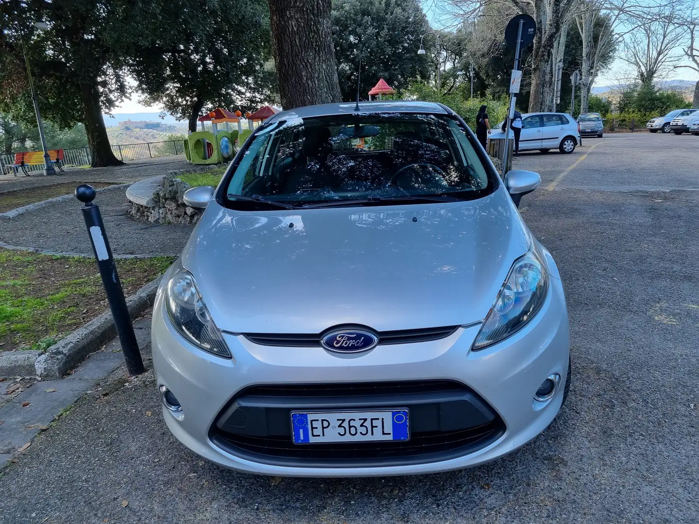 Ford Fiesta Fiesta 5p 1.4 tdci + c/esp Argento - 1