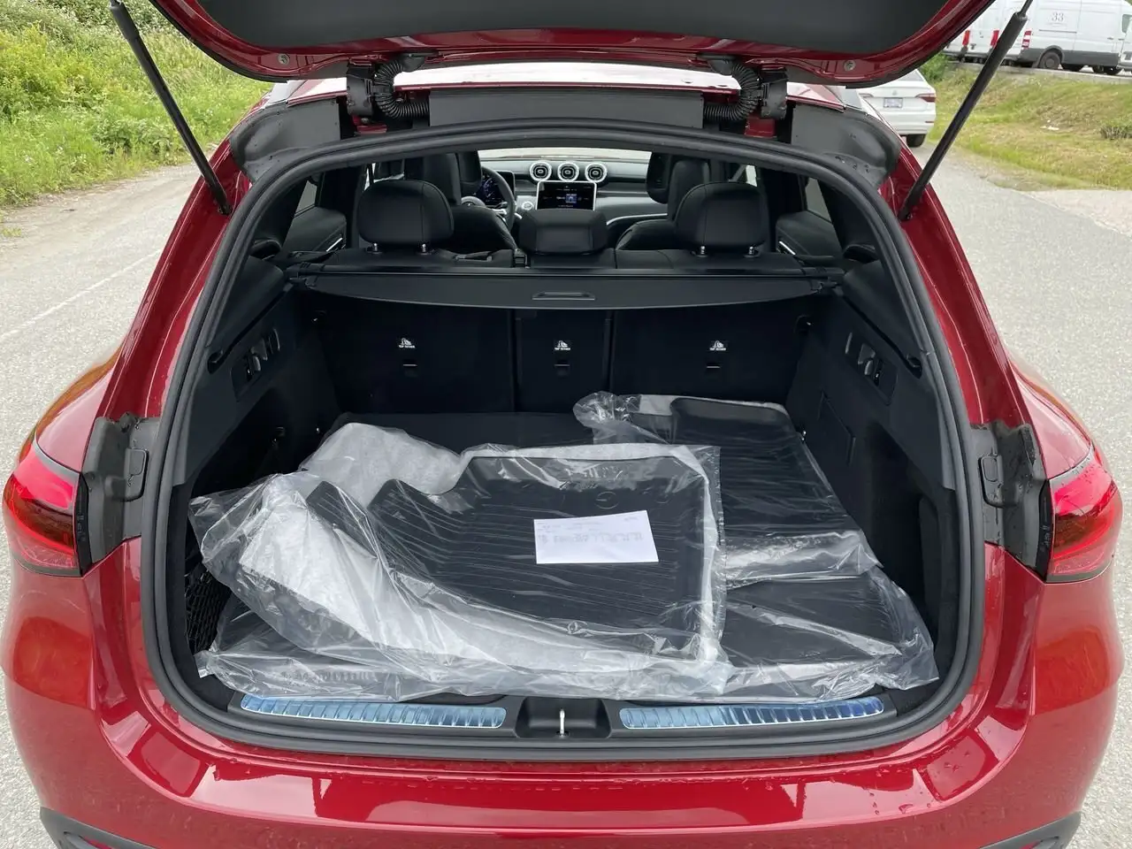 Mercedes-Benz GLC снимка Mercedes-Benz GLC