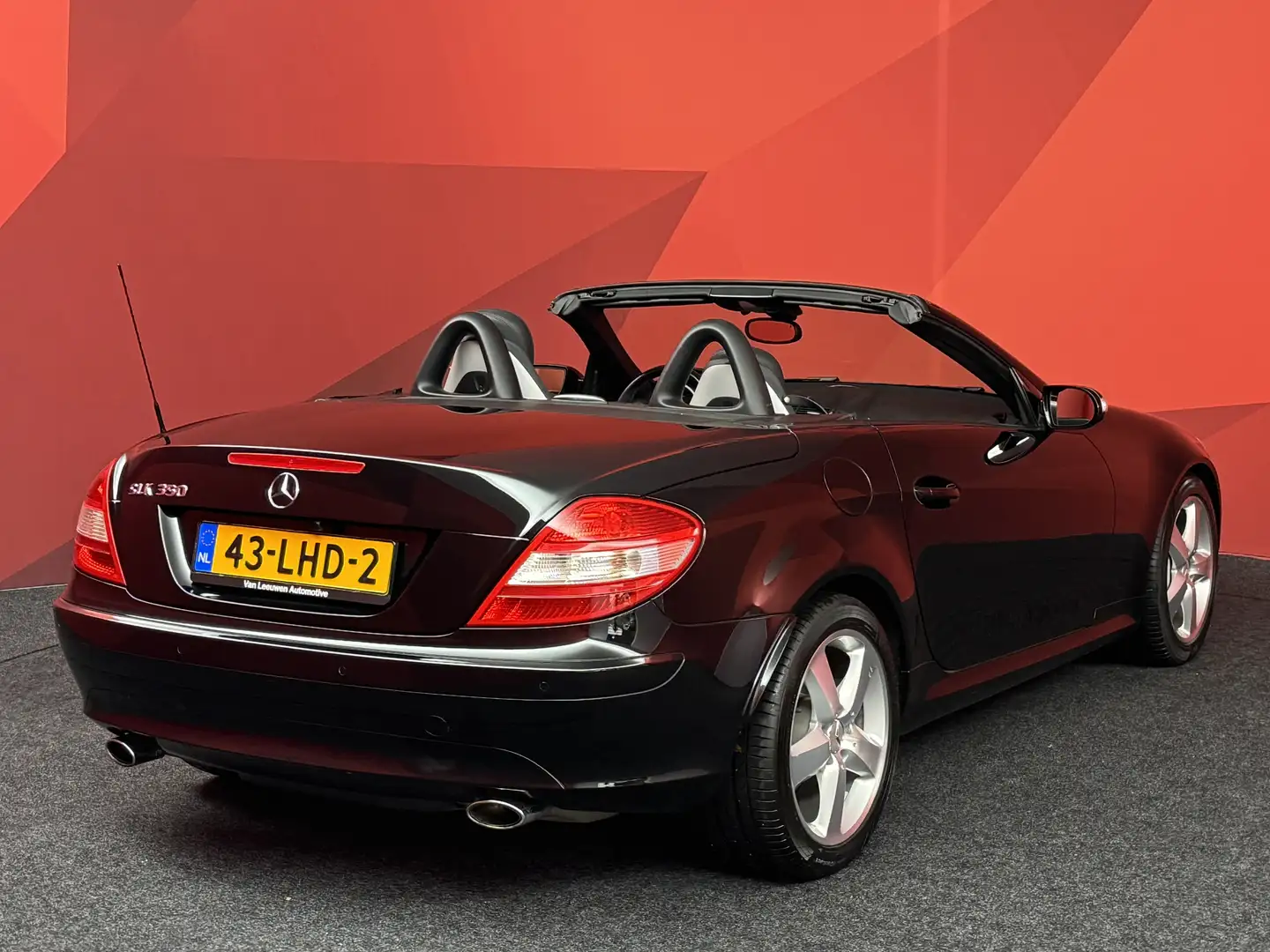 Mercedes-Benz SLK 350 SLK | Nieuw Binnen! | Automaat | Stoelverwarming | Zwart - 2