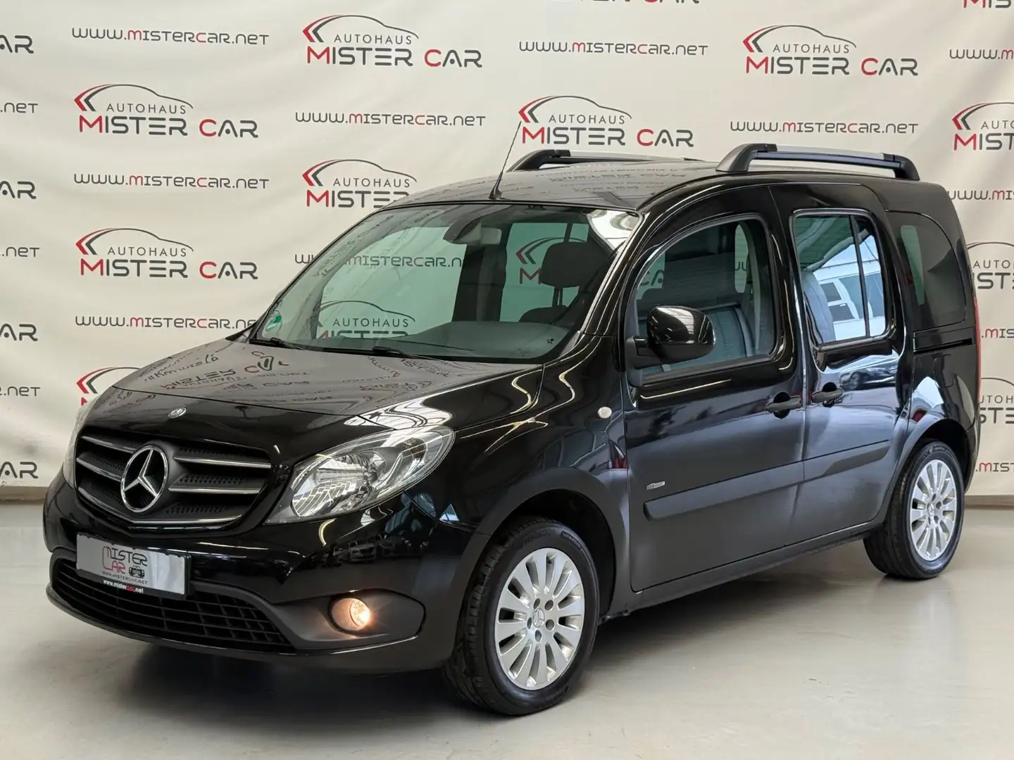 Mercedes-Benz Citan Kombi 111 CDI lang 5-Sitzer/Klima/AHK/ALU Negro - 1