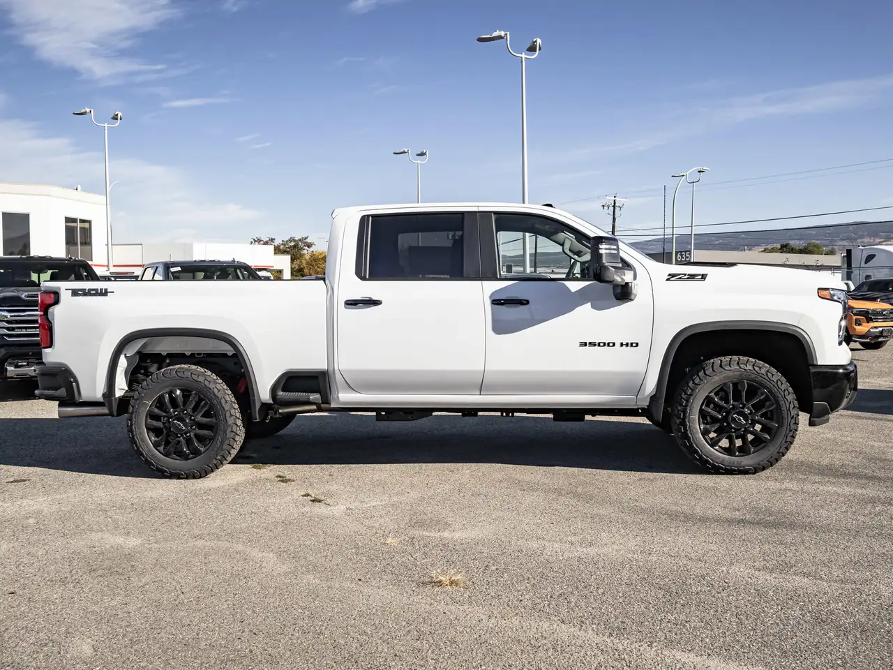 Chevrolet Silverado 3500 снимка Chevrolet Silverado 3500